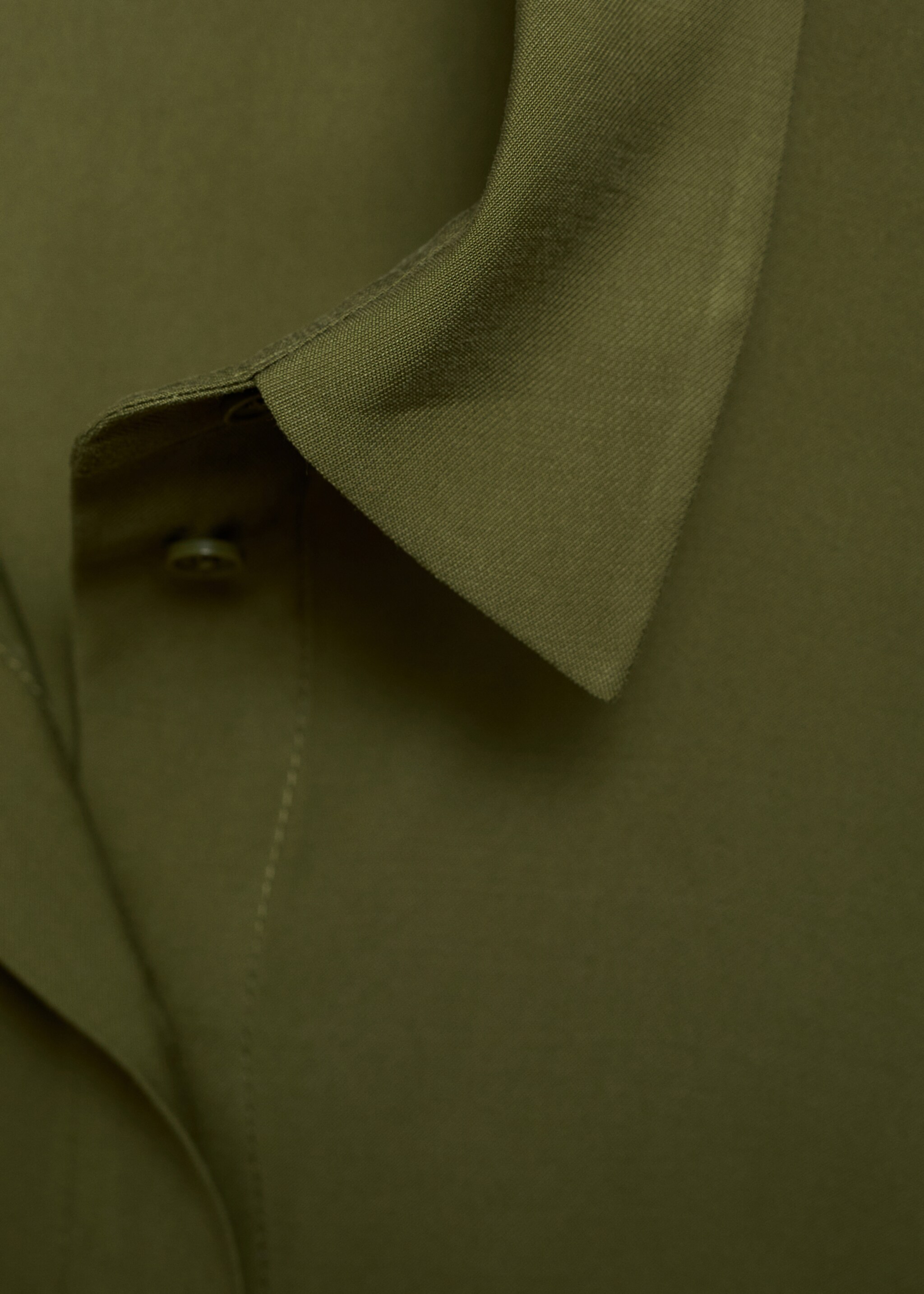 Short sleeve fluid shirt - Details of the article 8, Khaki. Ref: 87010592-00.