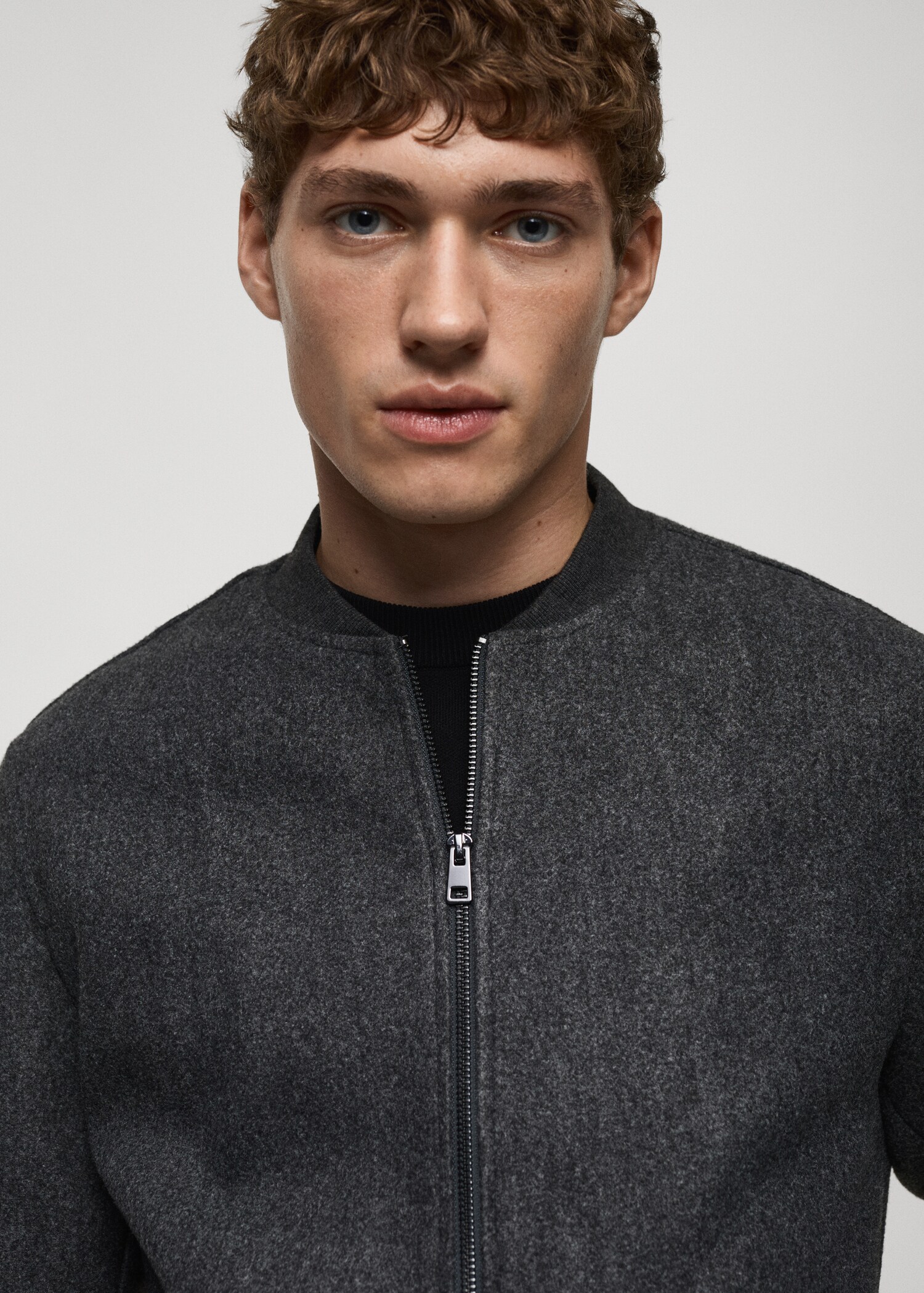 Regular-fit flannel bomber jacket - Details of the article 1