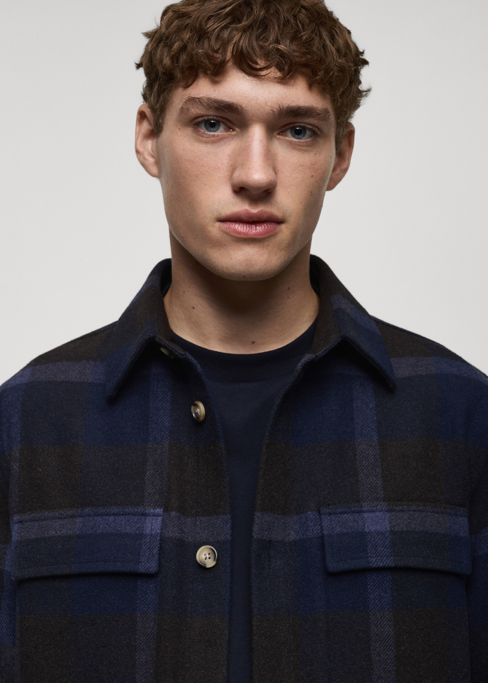Check flannel wool overshirt - Details of the article 1, Blue. Ref: 87010599-00.