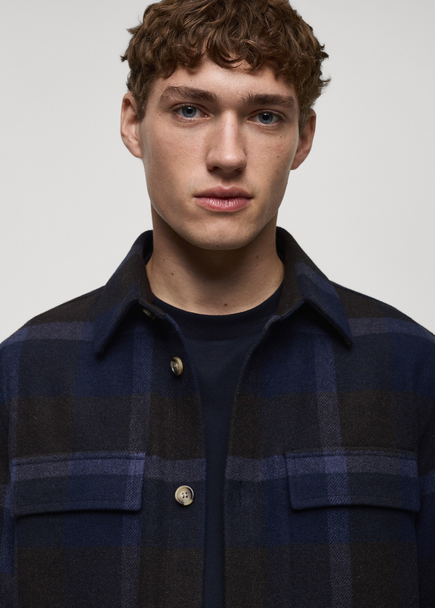 Check flannel wool overshirt - Details of the article 1