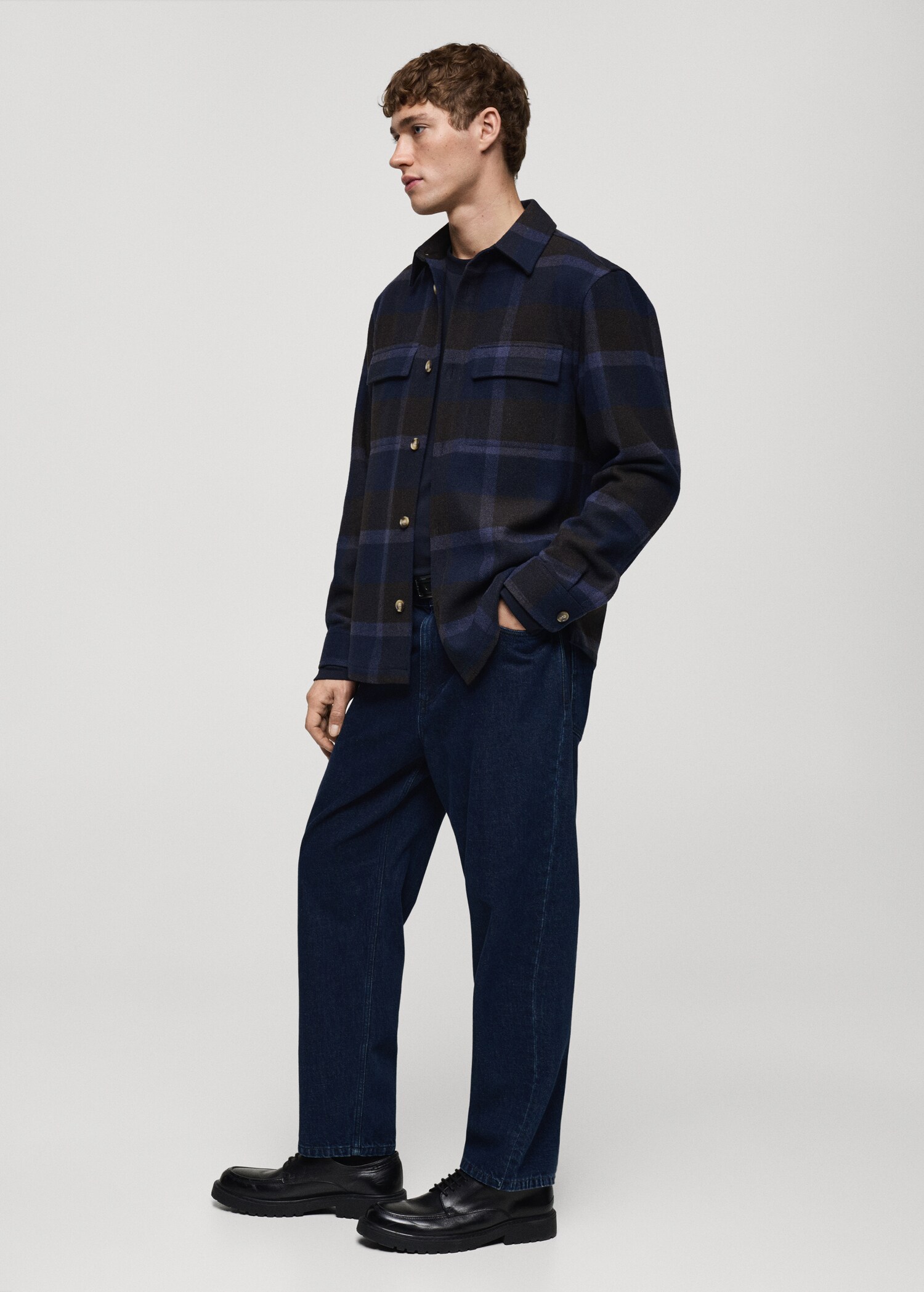 Check flannel wool overshirt - Details of the article 2