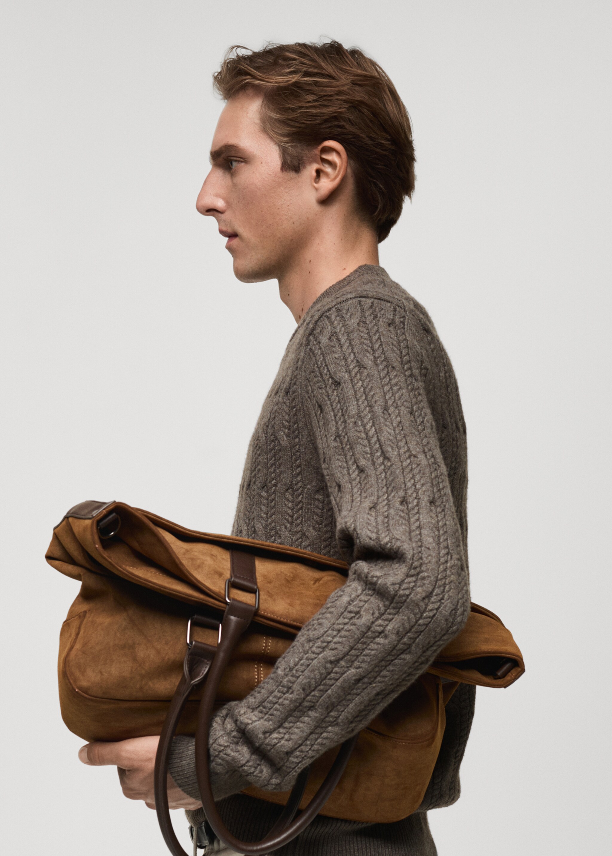 Pull-over maille tressée - Détail de l'article 2, Gris vison. Ref: 87010603-00.