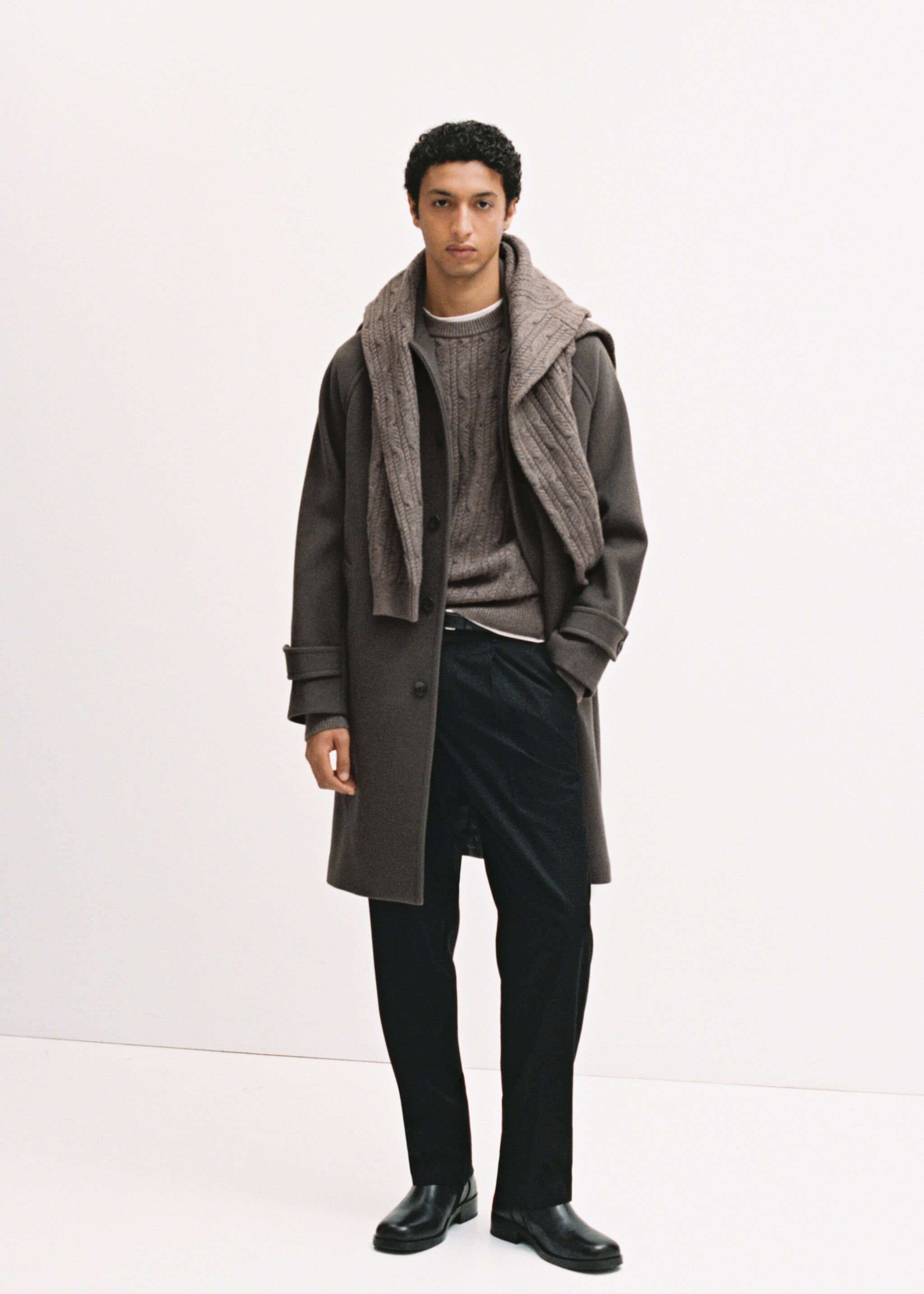 Pull-over maille tressée - Détail de l'article 3, Gris vison. Ref: 87010603-00.