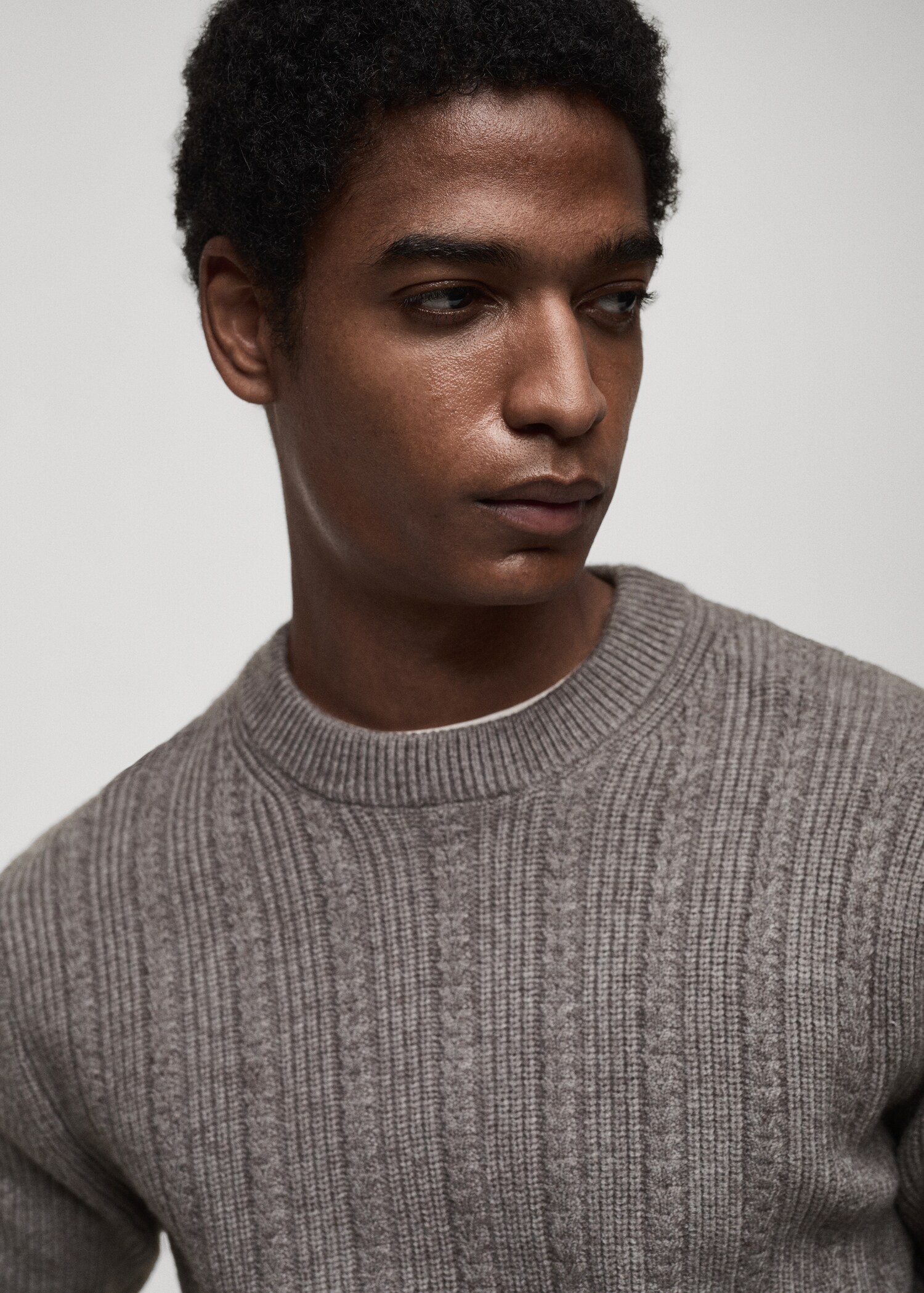 Combined knitted sweater - Details of the article 1