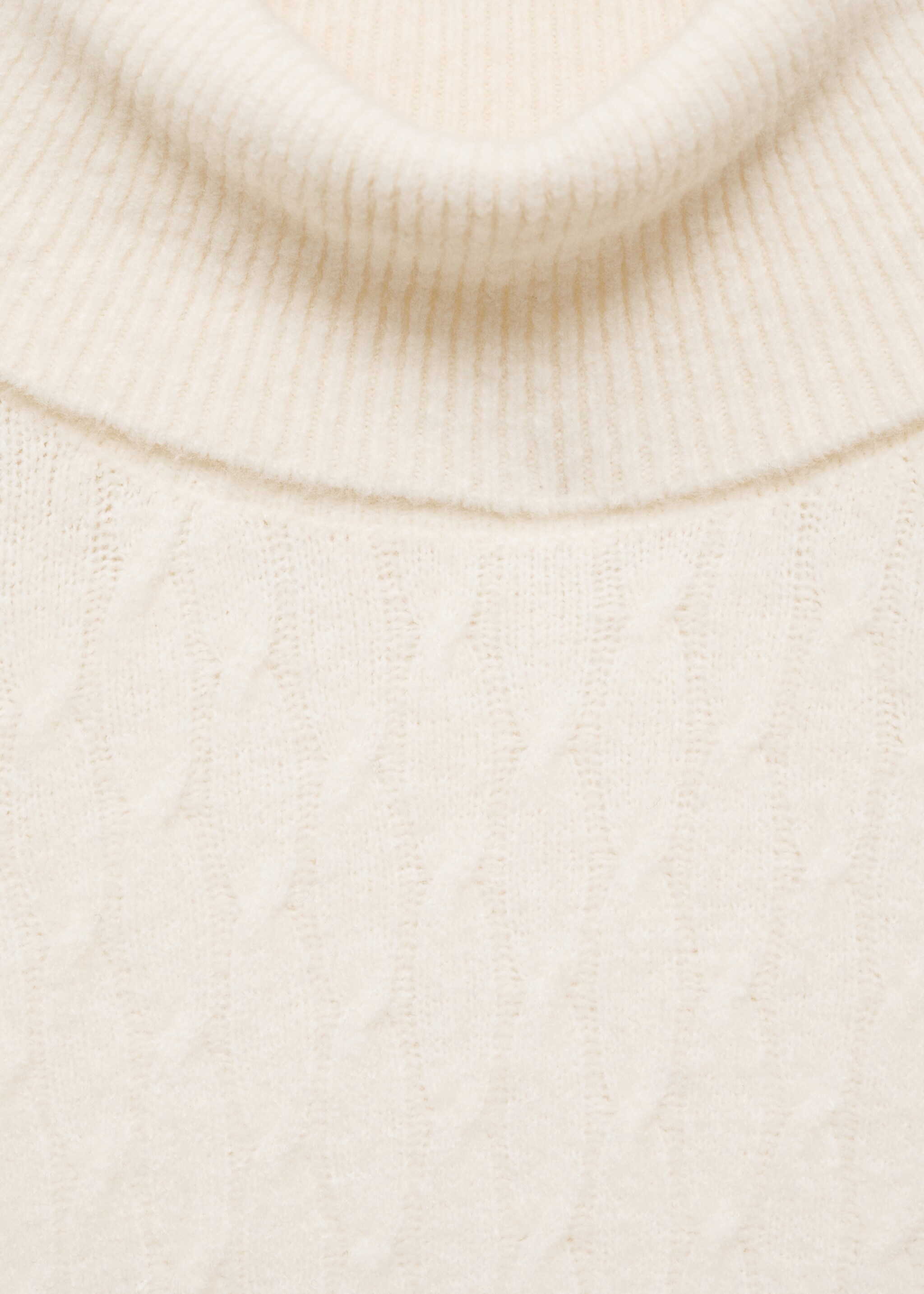 Tröja .-- masiat - Detaljer om artikeln 8, Benvit. Ref: 87010609-00.