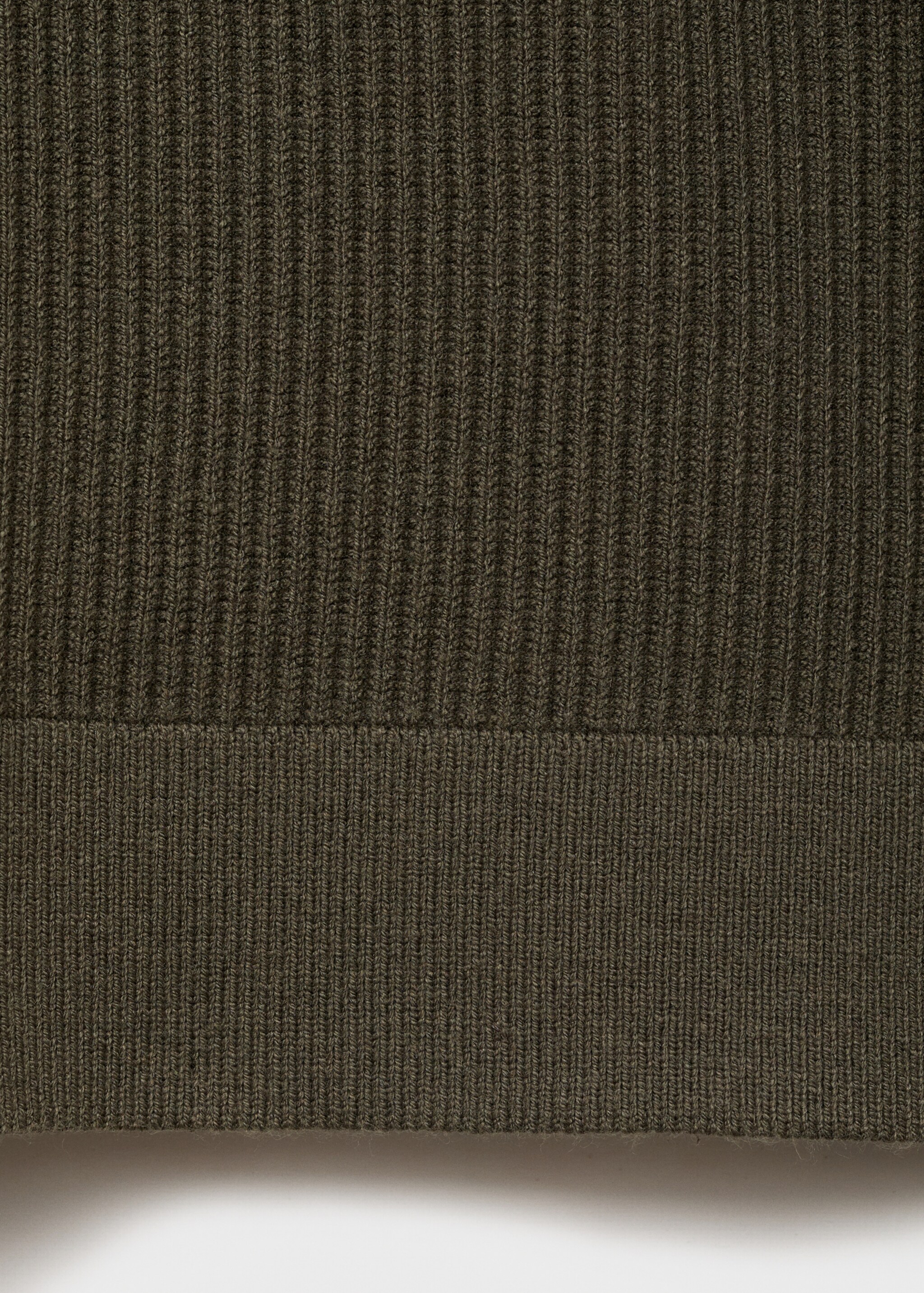 Feinstrickpullover aus Baumwolle mit Rippmuster - Detail des Artikels 0, Khaki. Ref: 87010610-00.