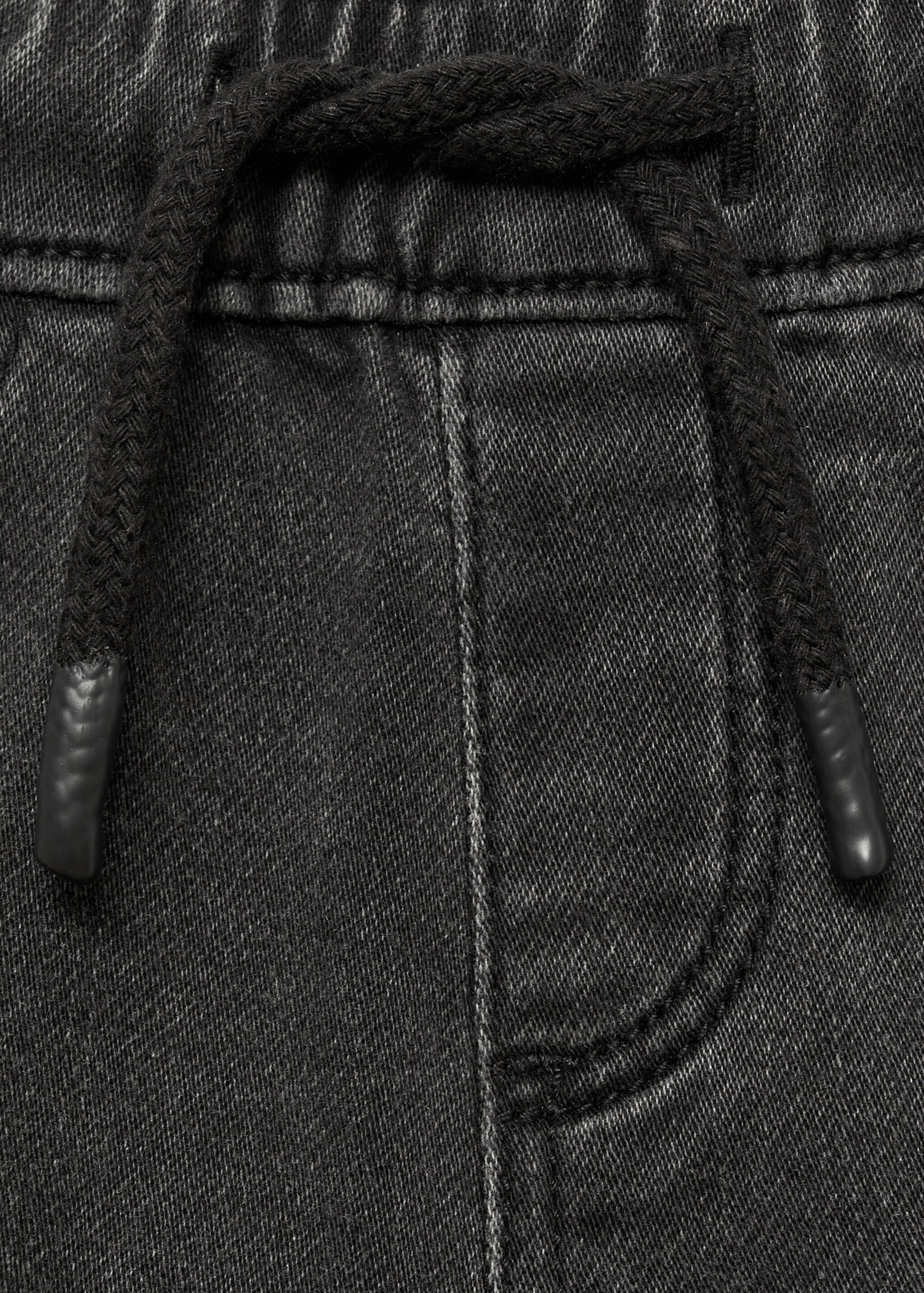 Jean taille élastique cordon - Détail de l'article 8, Black denim. Ref: 87010623-00.