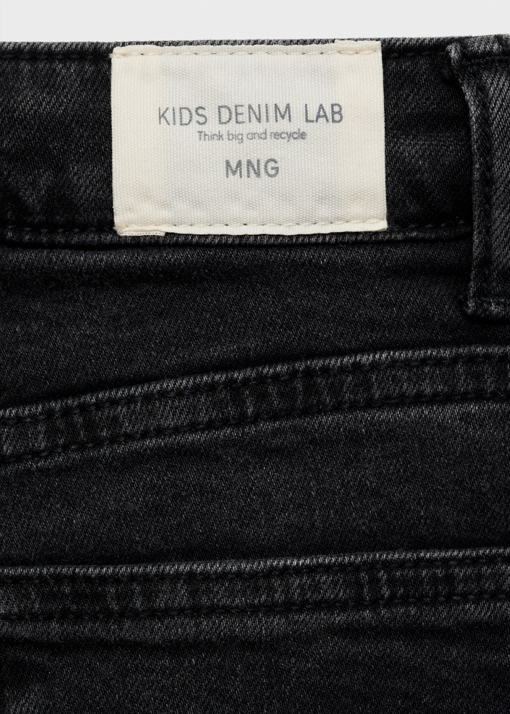 Slim-fit jeans - Details of the article 0, Black denim. Ref: 87010624-00.