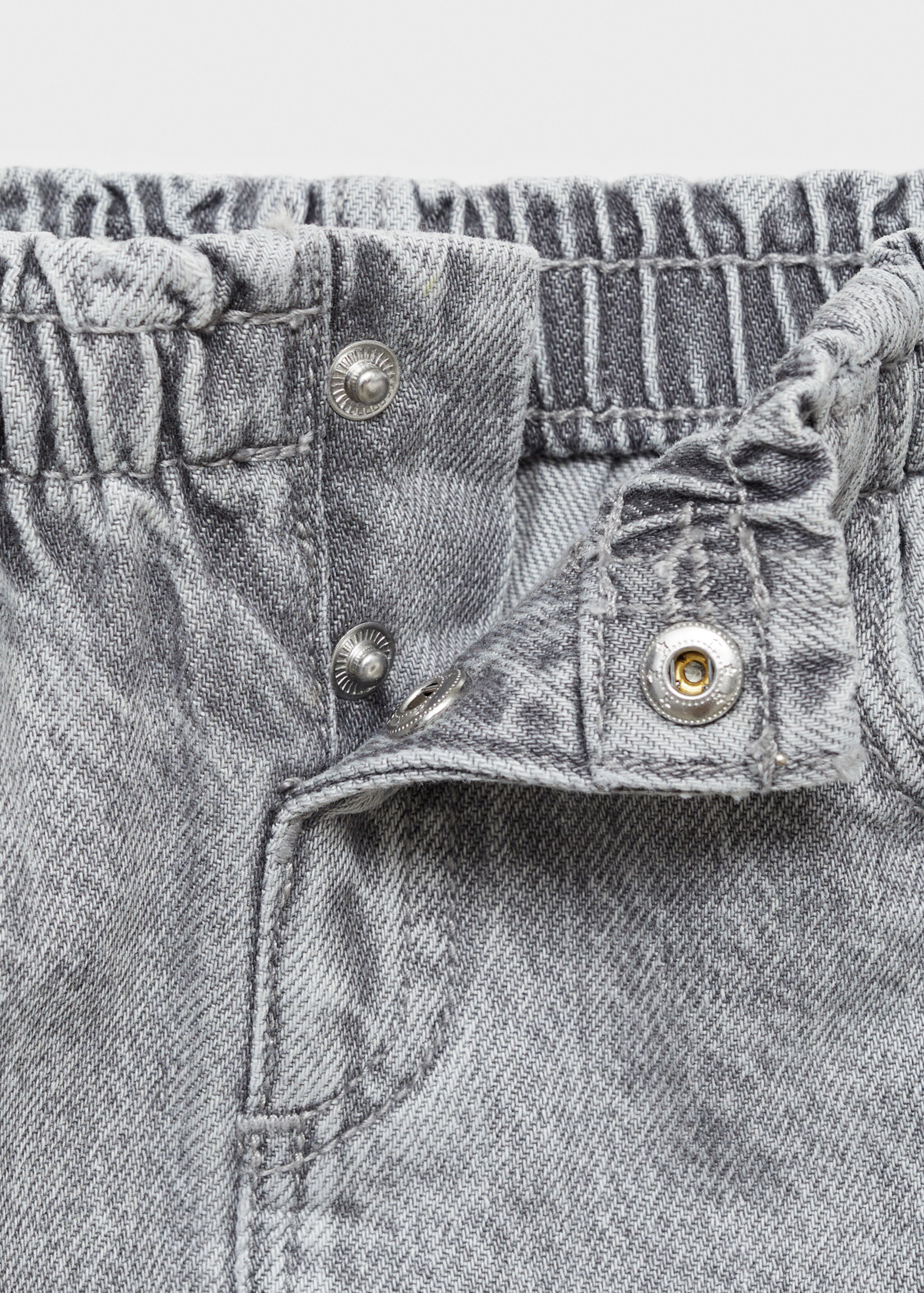 Denim skirt - Details of the article 8, Light Grey Denim. Ref: 87010627-00.