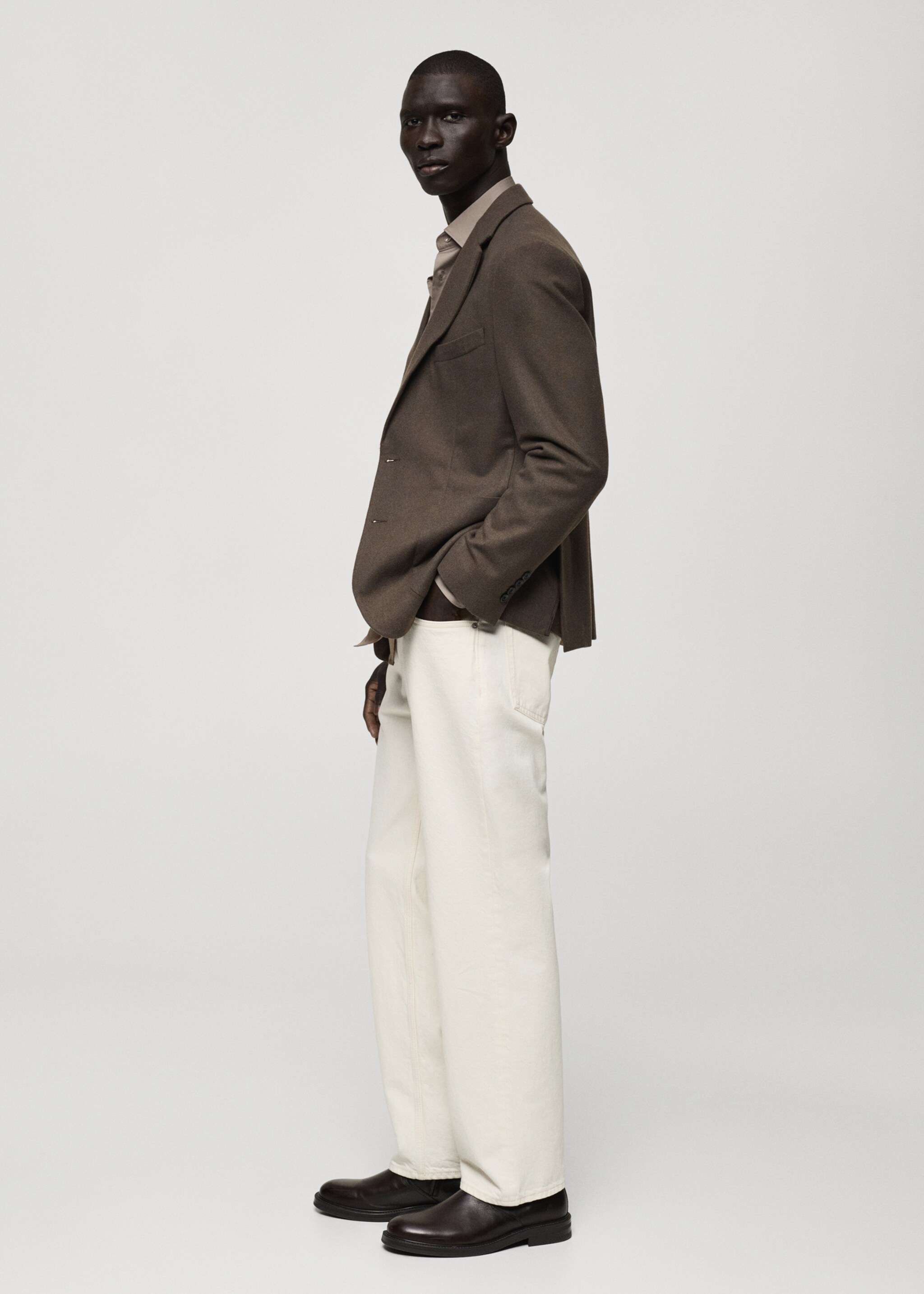 Slim-Fit-Blazer aus Wollgemisch - Detail des Artikels 2, Khaki. Ref: 87010633-00.