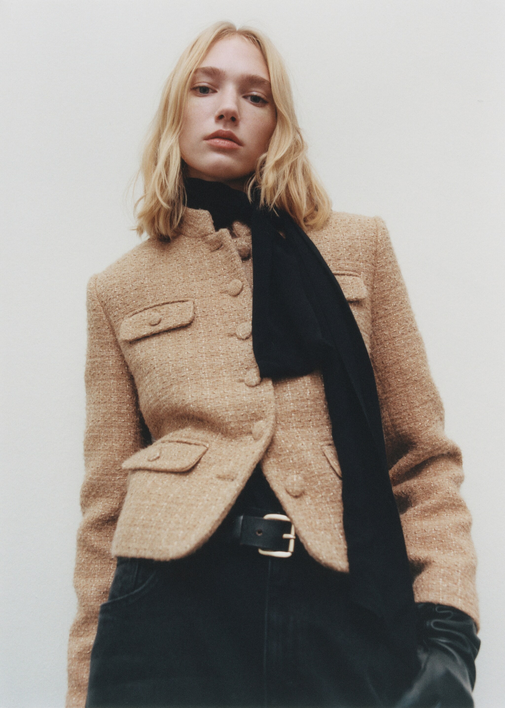 Tweed jacket with striped collar - Details of the article 7, Medium Brown. Ref: 87010654-00.