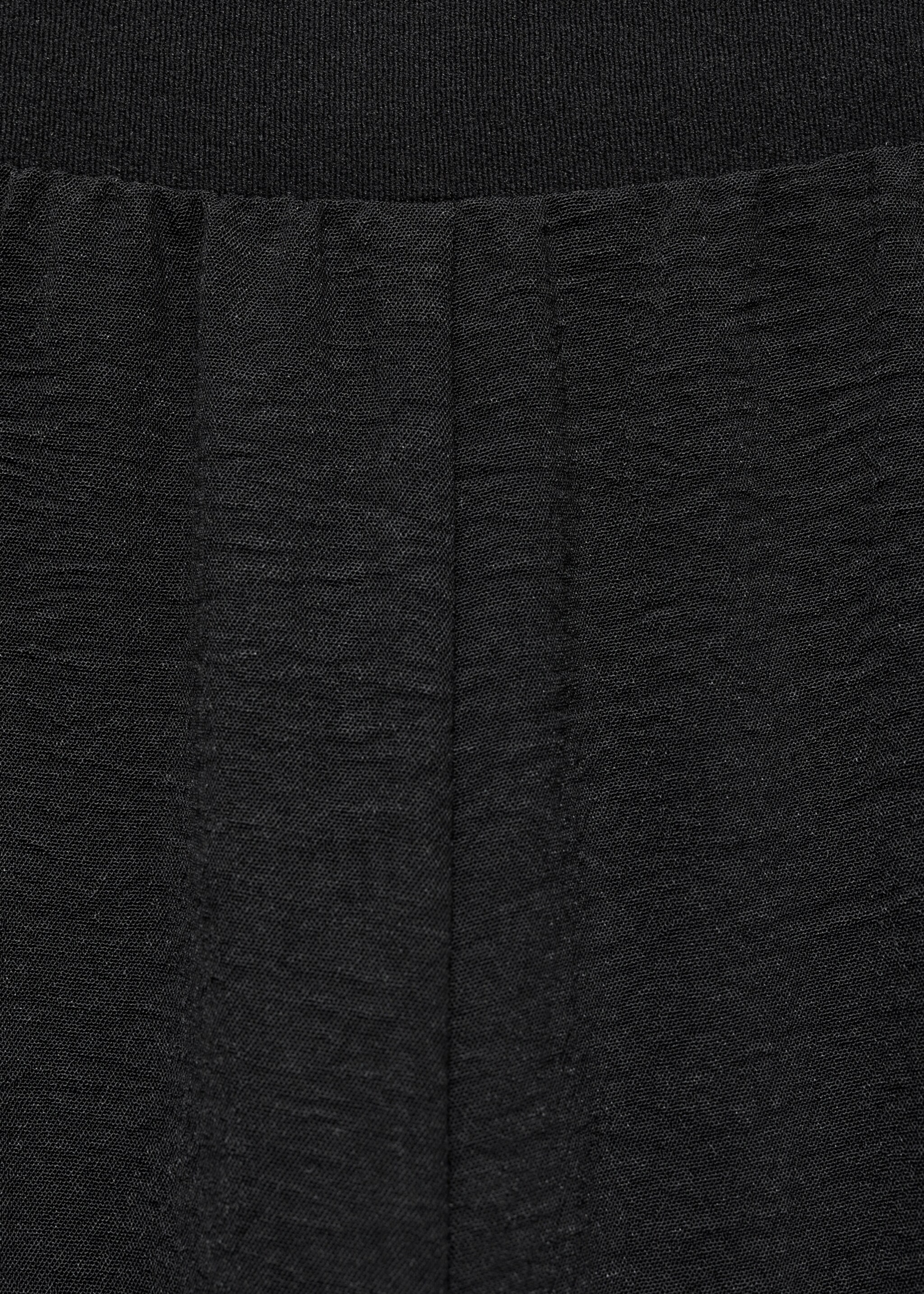 Gerade Strickhose - Detail des Artikels 8, Schwarz. Ref: 87011047-00.