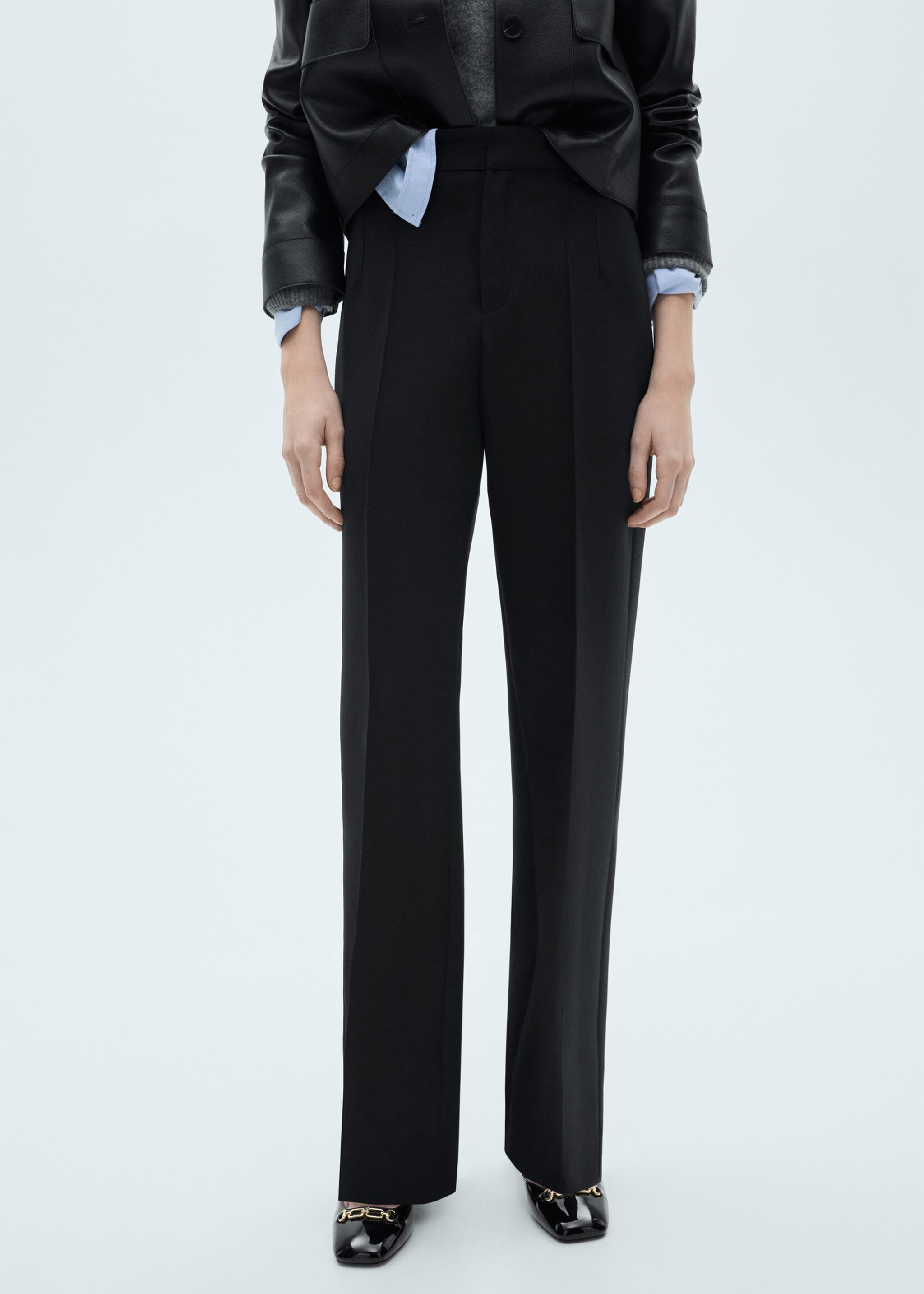 Pantalon droit pinces - Plan moyen, Noir. Ref: 87011513-00.