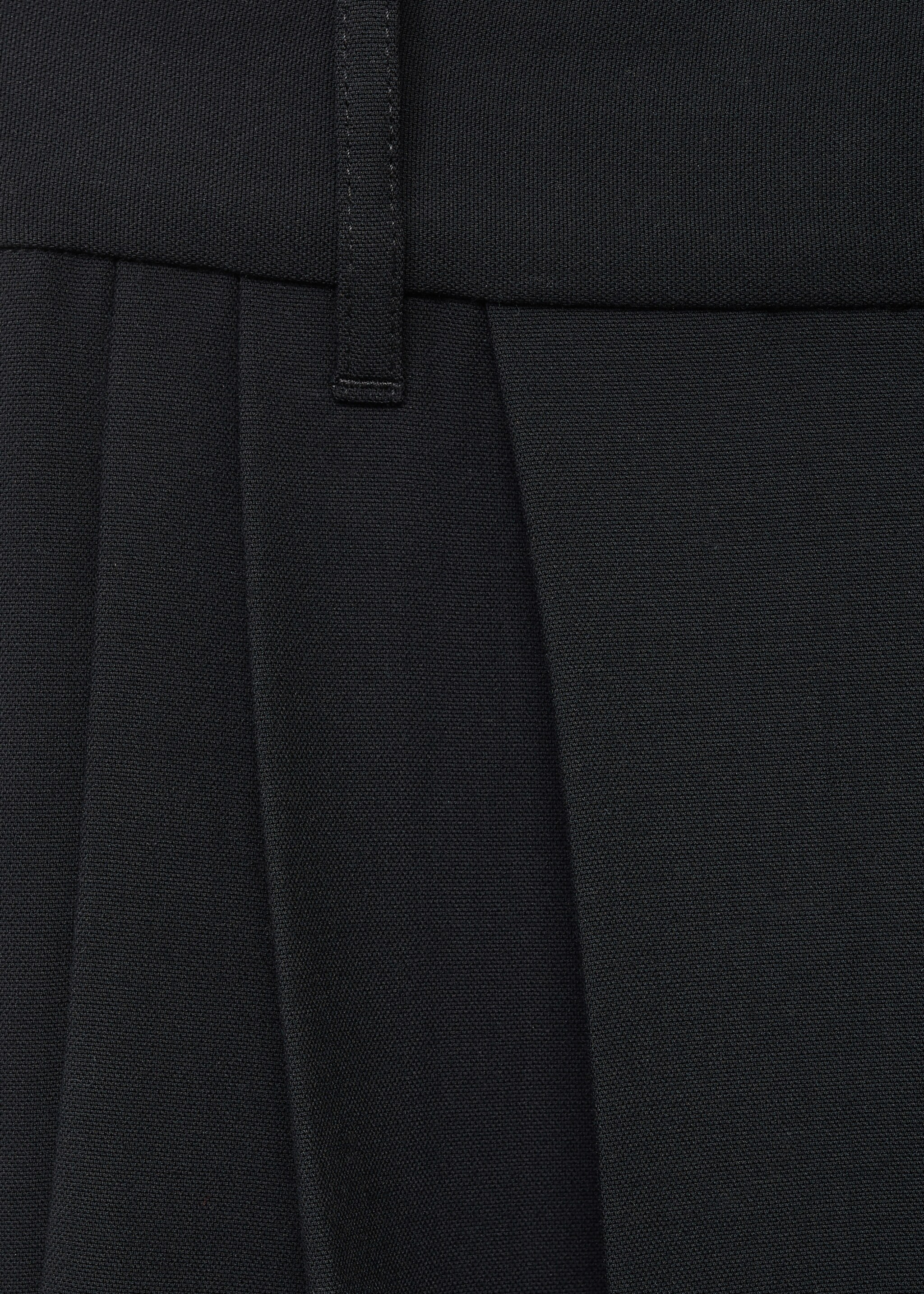 Pantalon droit pinces - Détail de l'article 8, Noir. Ref: 87011513-00.