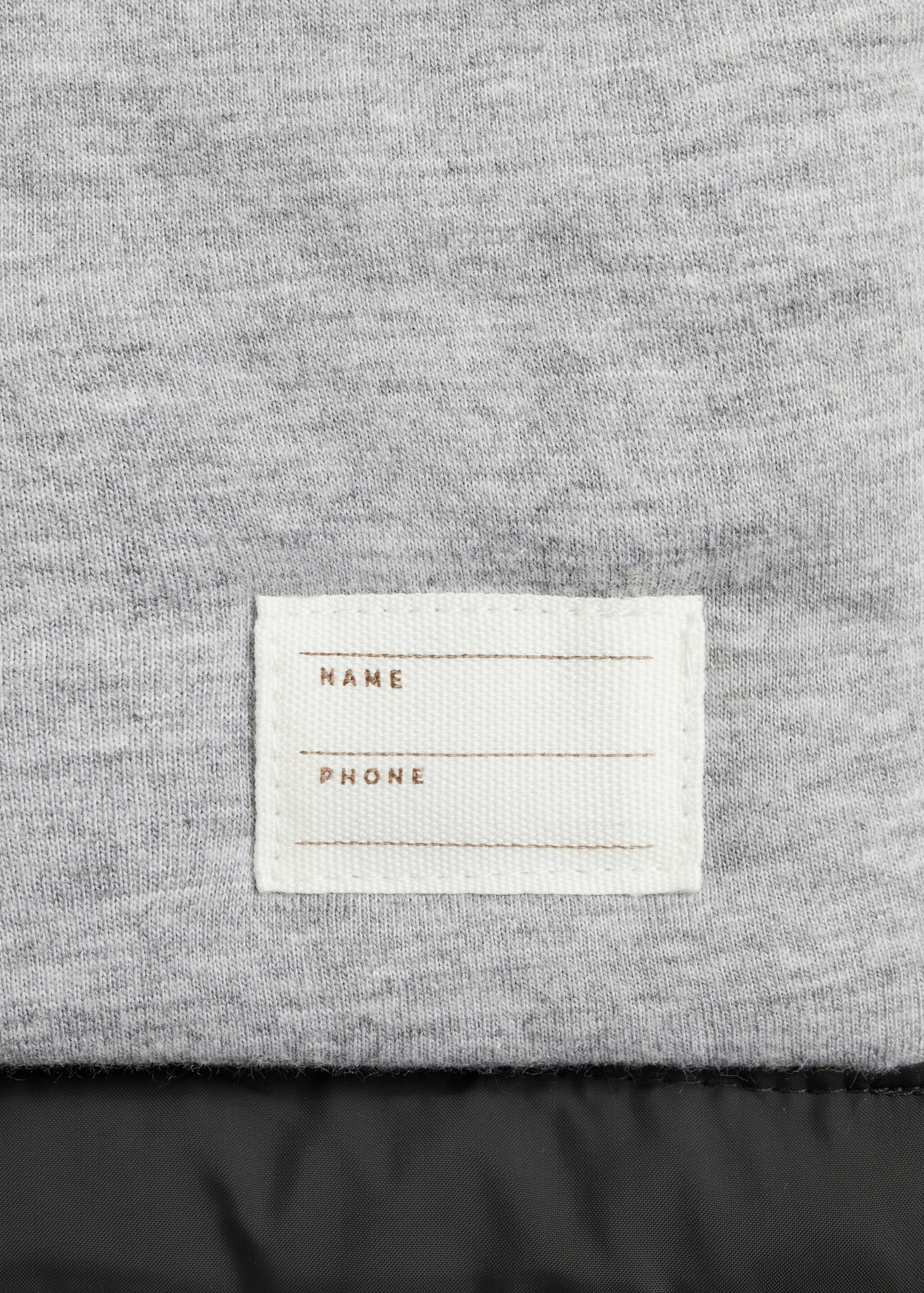 Prošívaný anorak s kapucí - Detail zboží 0, Šedá antracit. Ref: 87012025-00.