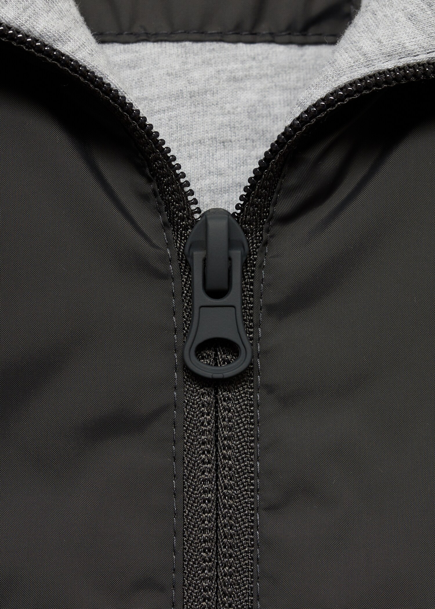 Prošívaný anorak s kapucí - Detail zboží 8