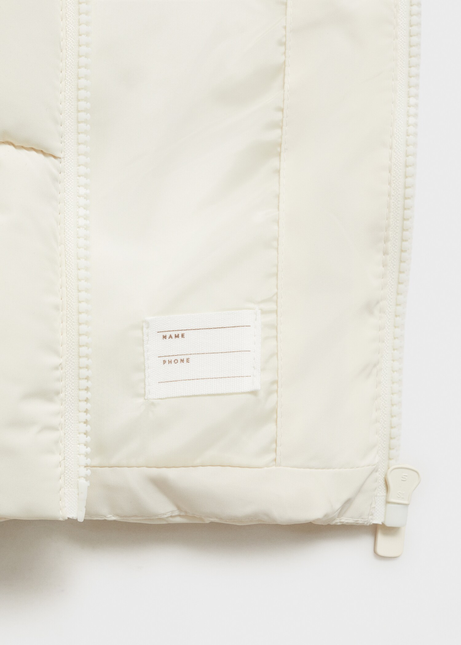 Long puffer vest - Details of the article 0