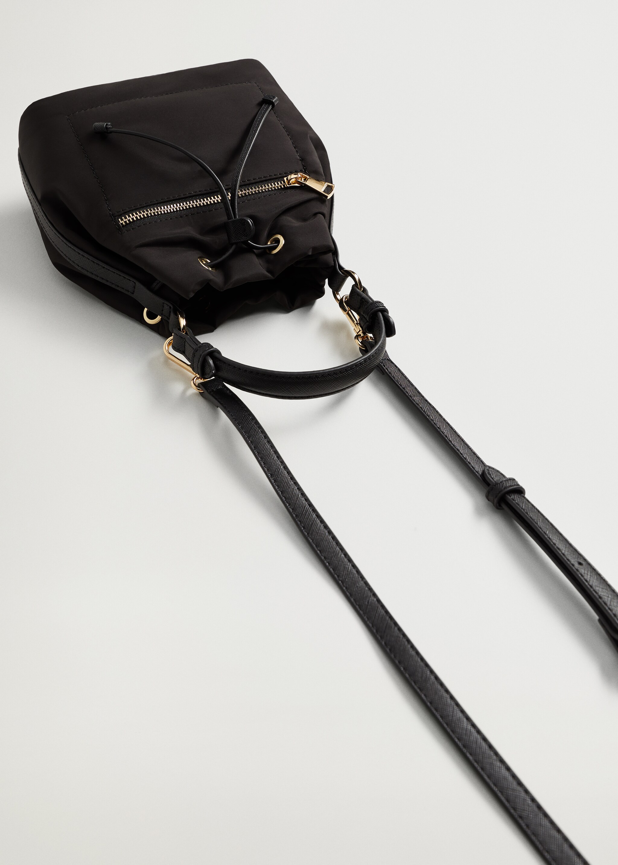 Bolso saco nylon - Plano medio