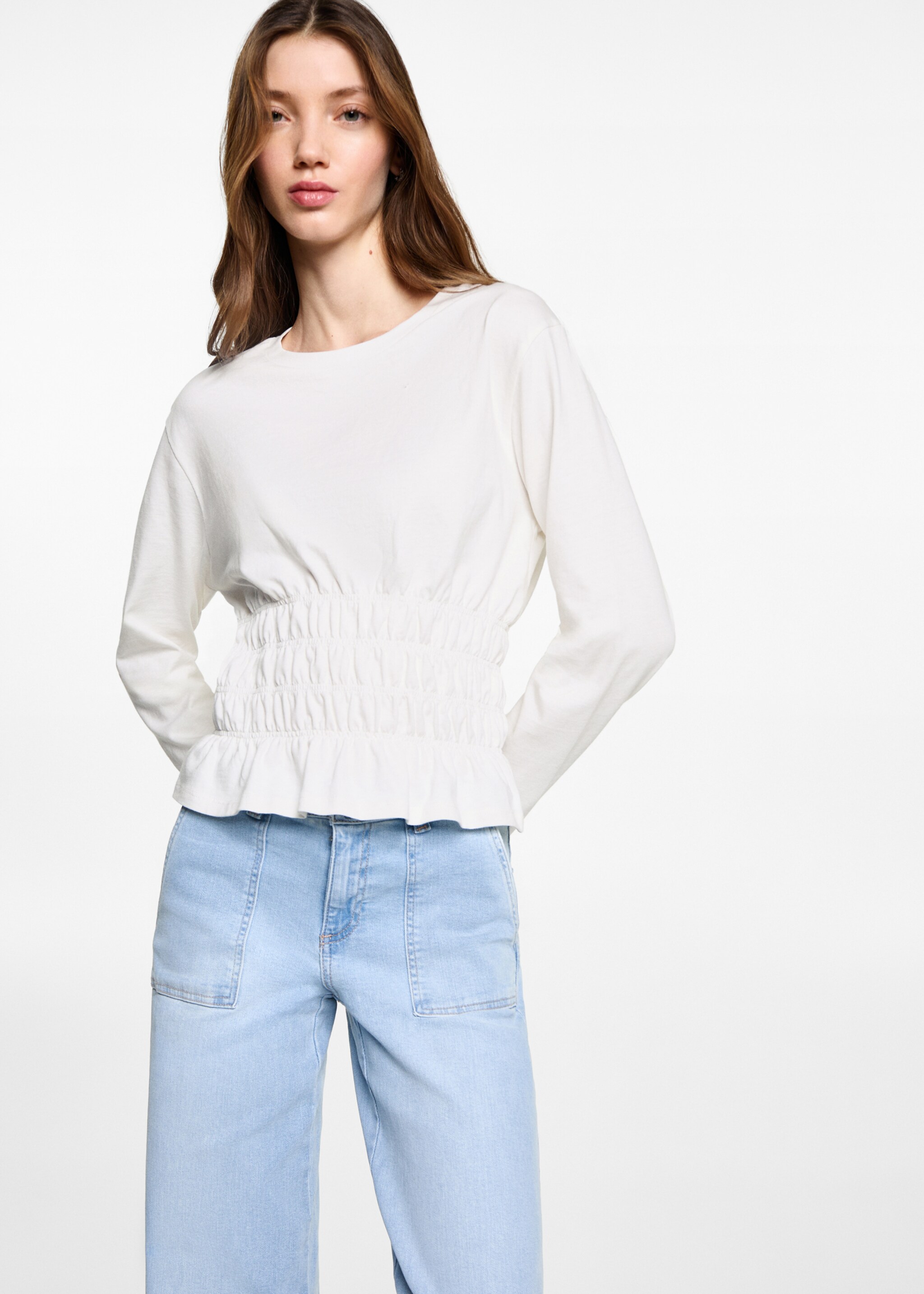 Camiseta cintura fruncida - Plano medio, Blanco roto. Ref: 87012541-00.