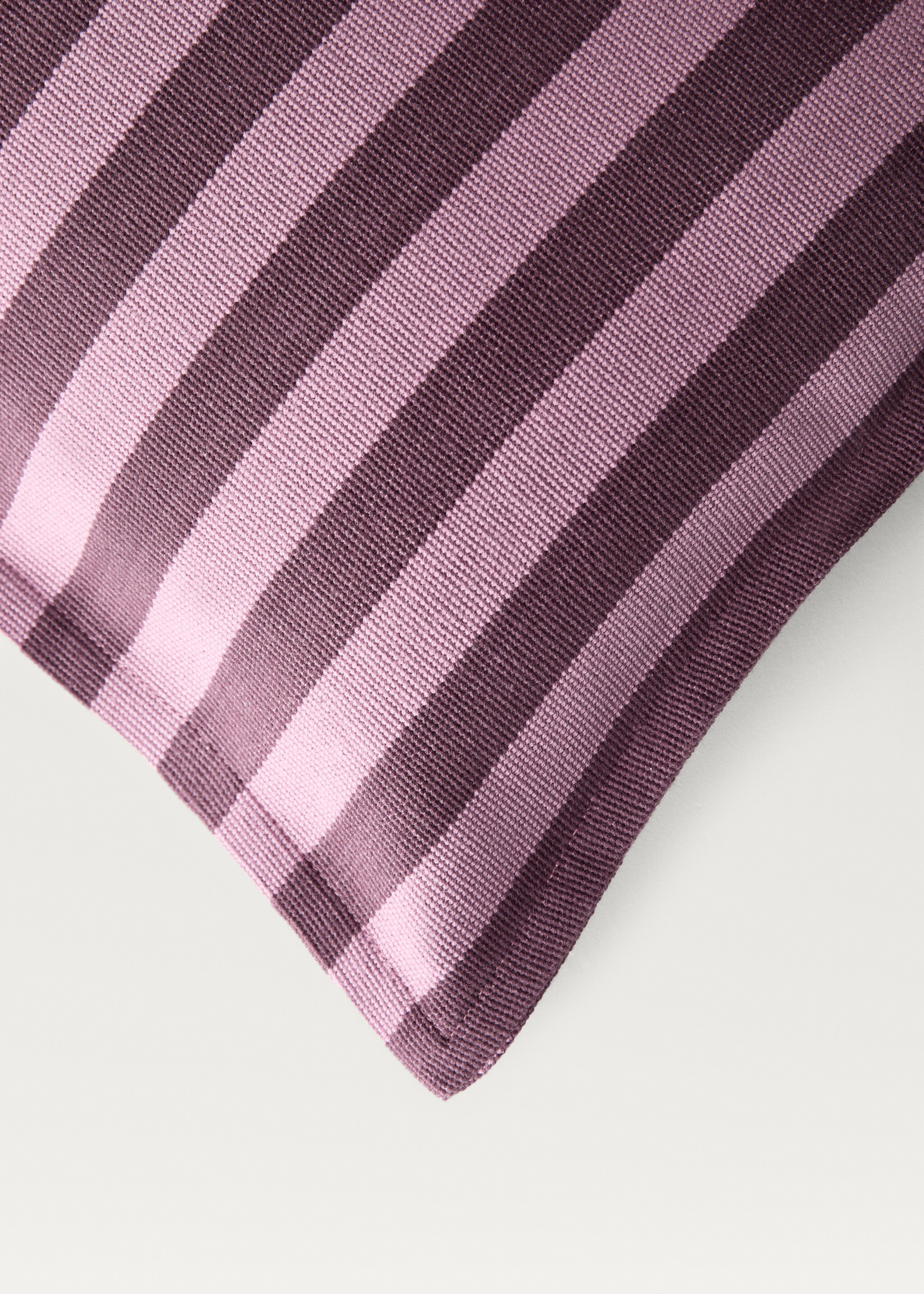 Funda coixí cotó ratlla teixida 30x50 cm - Detall de l'article 3, Rosa gerani. Ref: 87012896-00.