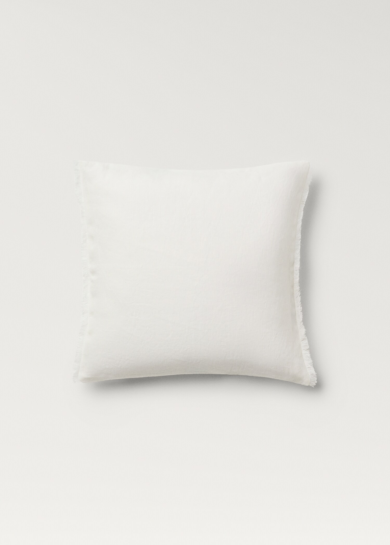 Linen cushion cover with fringes 50x50 cm - Article without model