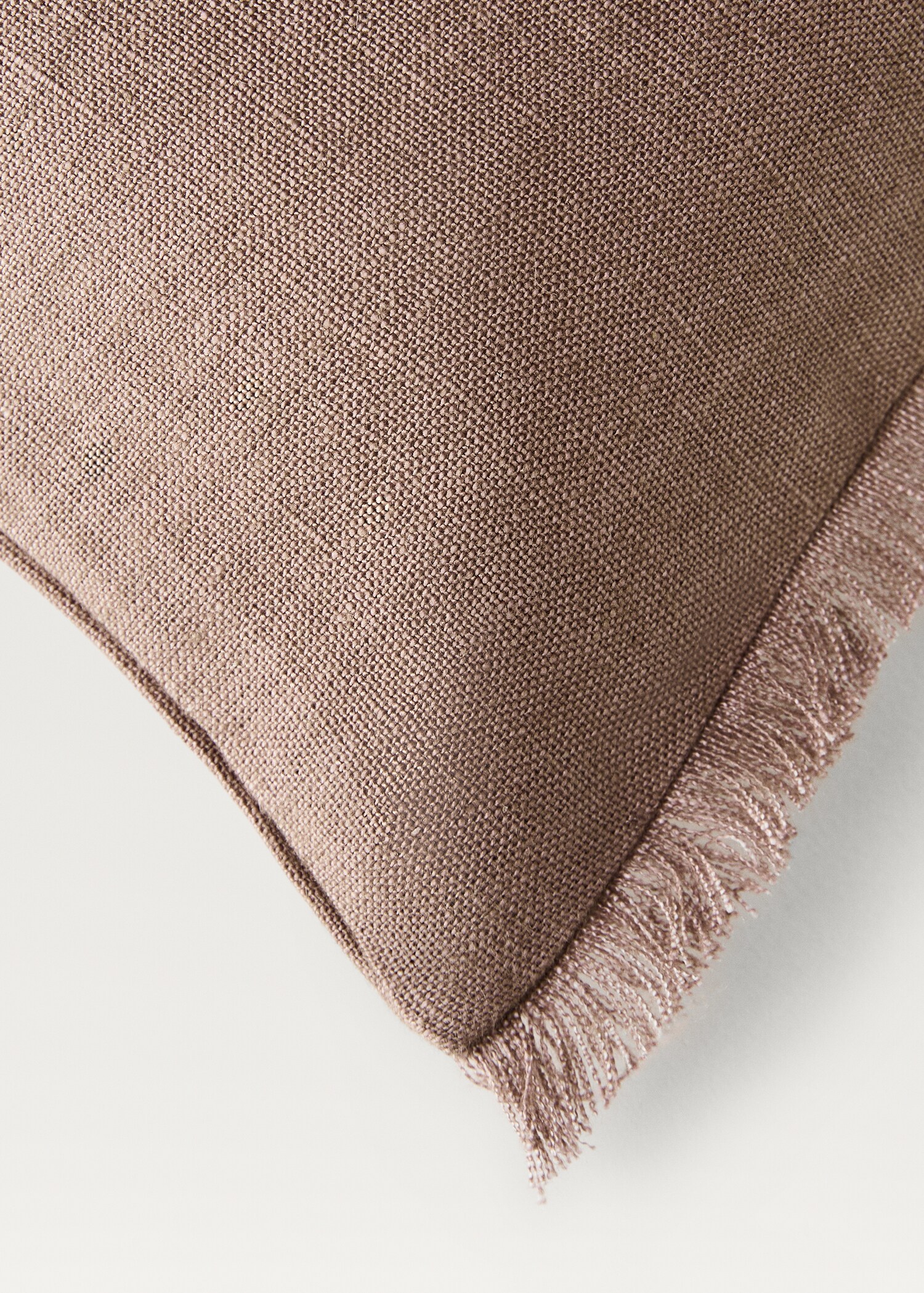 Linen cushion cover with fringes 50x50 cm - Details of the article 3