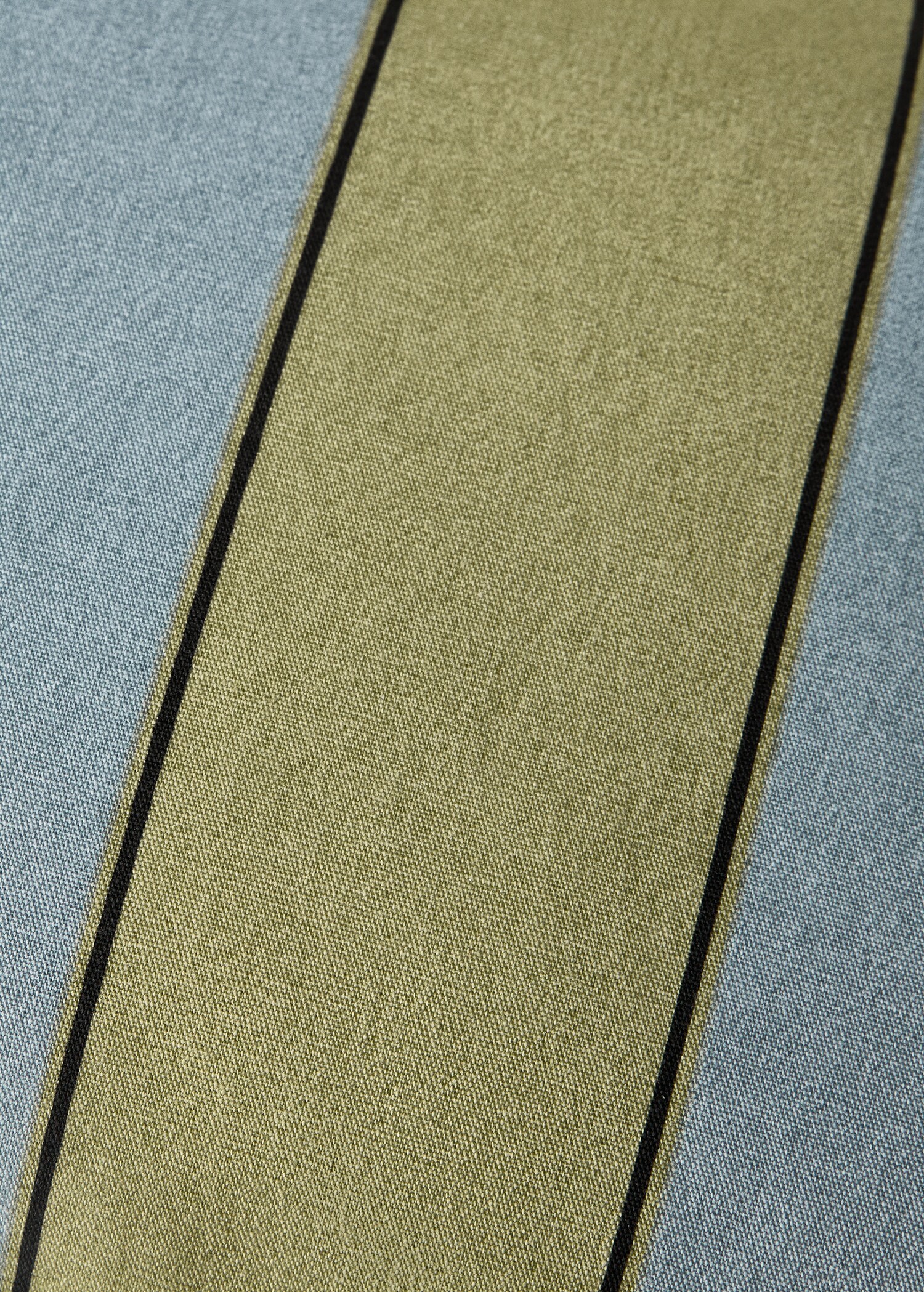 Waterproof striped cushion cover 30x50 cm - Details of the article 3