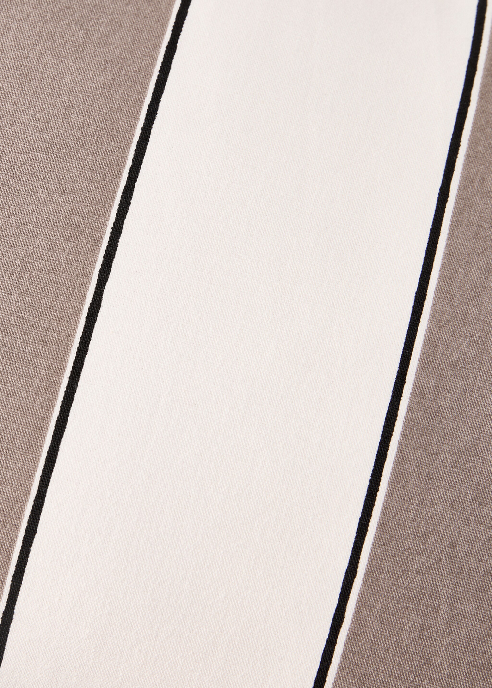 Waterproof striped cushion cover 30x50 cm - Details of the article 3, Medium Brown. Ref: 87012900-00.