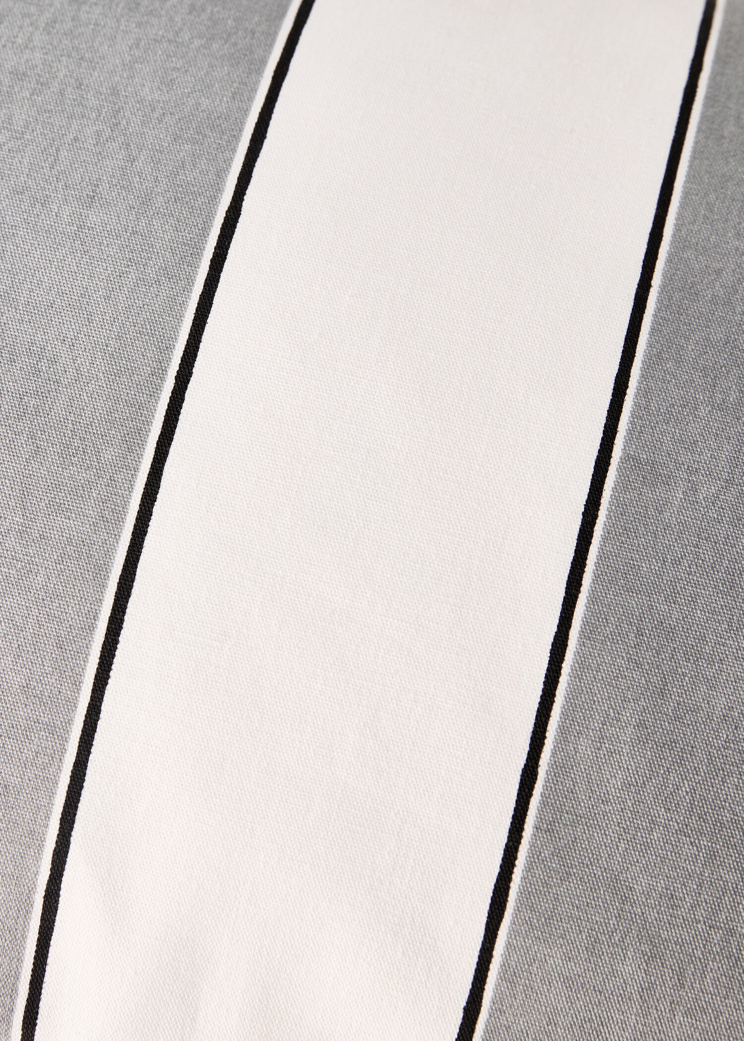 Waterproof striped cushion cover 30x50 cm - Details of the article 3