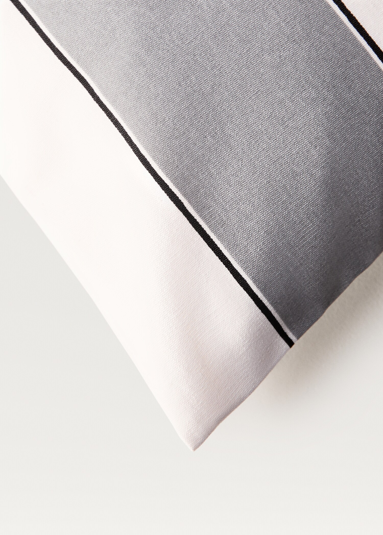 Waterproof striped cushion cover 50x50 cm - Details of the article 1