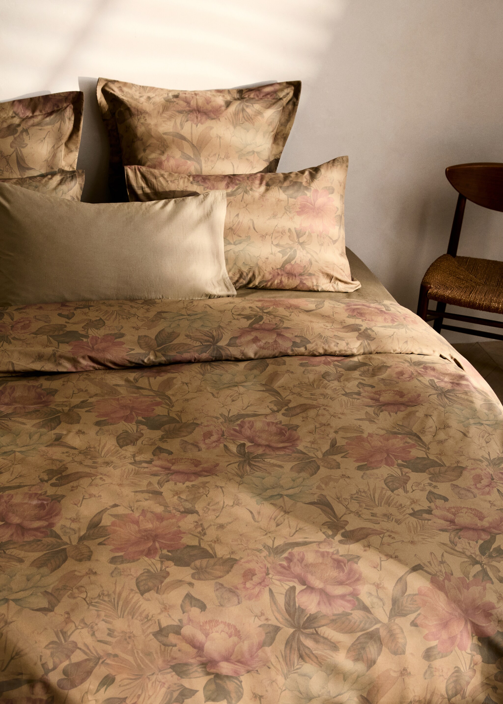 Povlak na přikrývku z bavlněného perkálu s barevným květinovým potiskem, na postel 150/160 cm - Detail zboží 7, Khaki. Ref: 87012916-00.