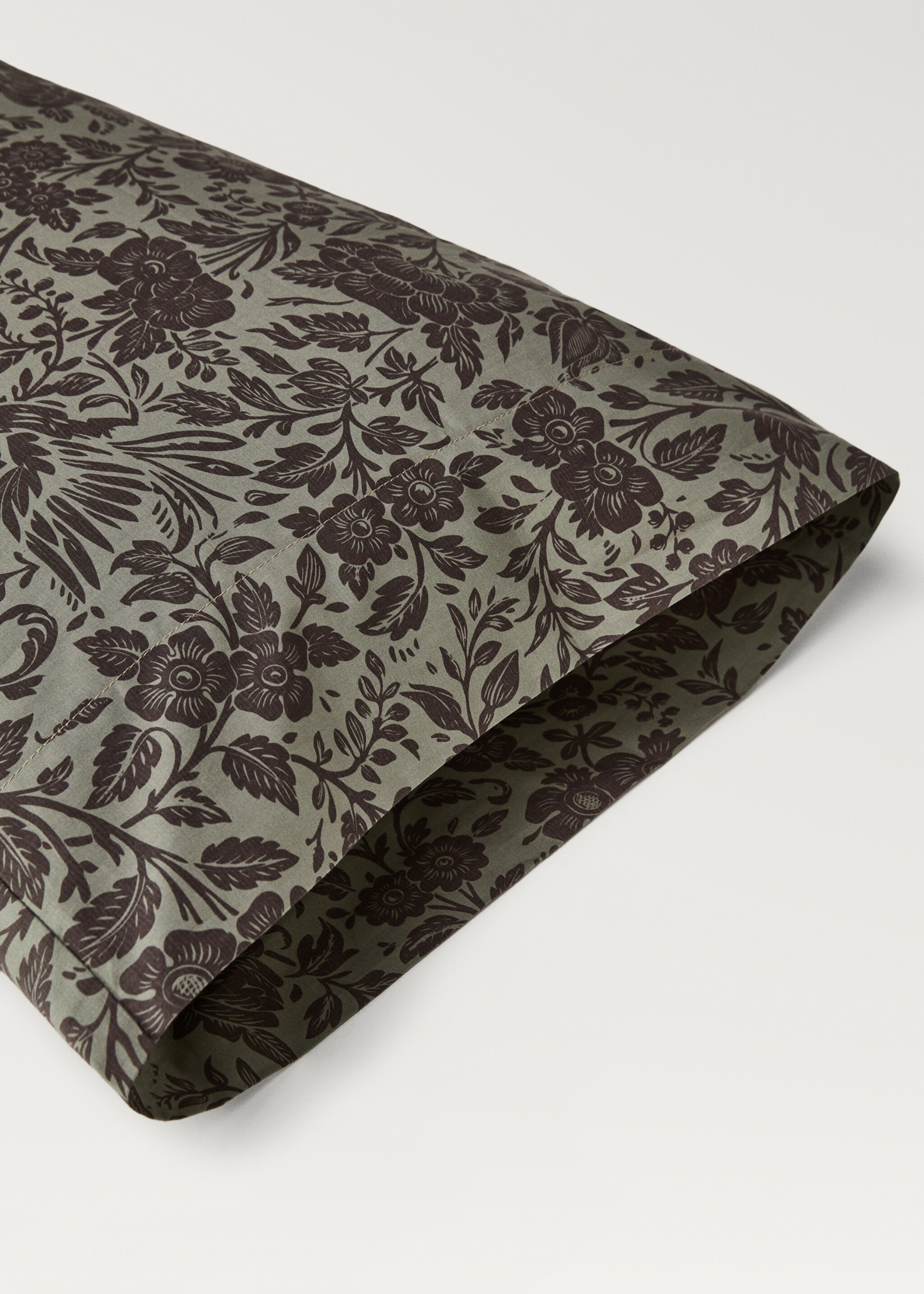 Cotton percale printed two-tone floral pillowcase, 45x110 cm - Details of the article 1, Khaki. Ref: 87012949-00.