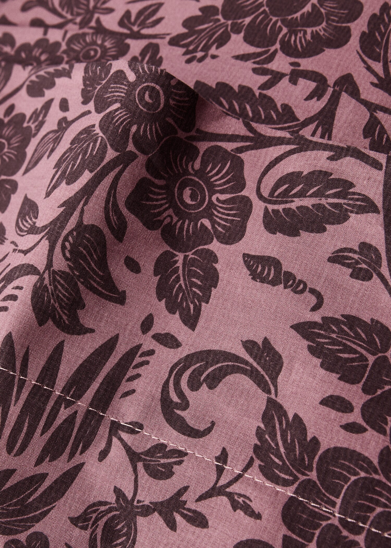Cotton percale printed two-tone floral pillowcase, 45x110 cm - Details of the article 2