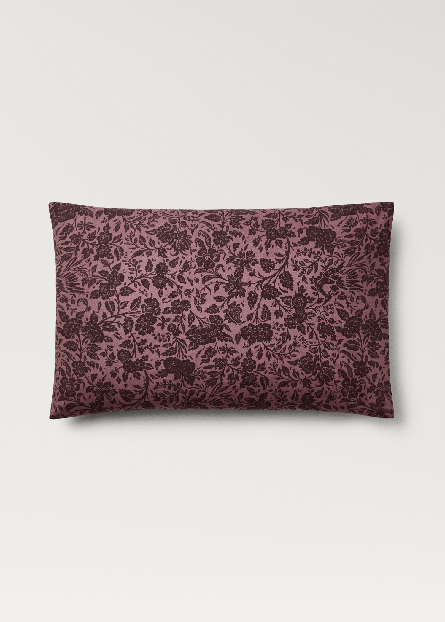 Two cotton percale two-tone floral-print pillowcases 50x75 cm - Article without model