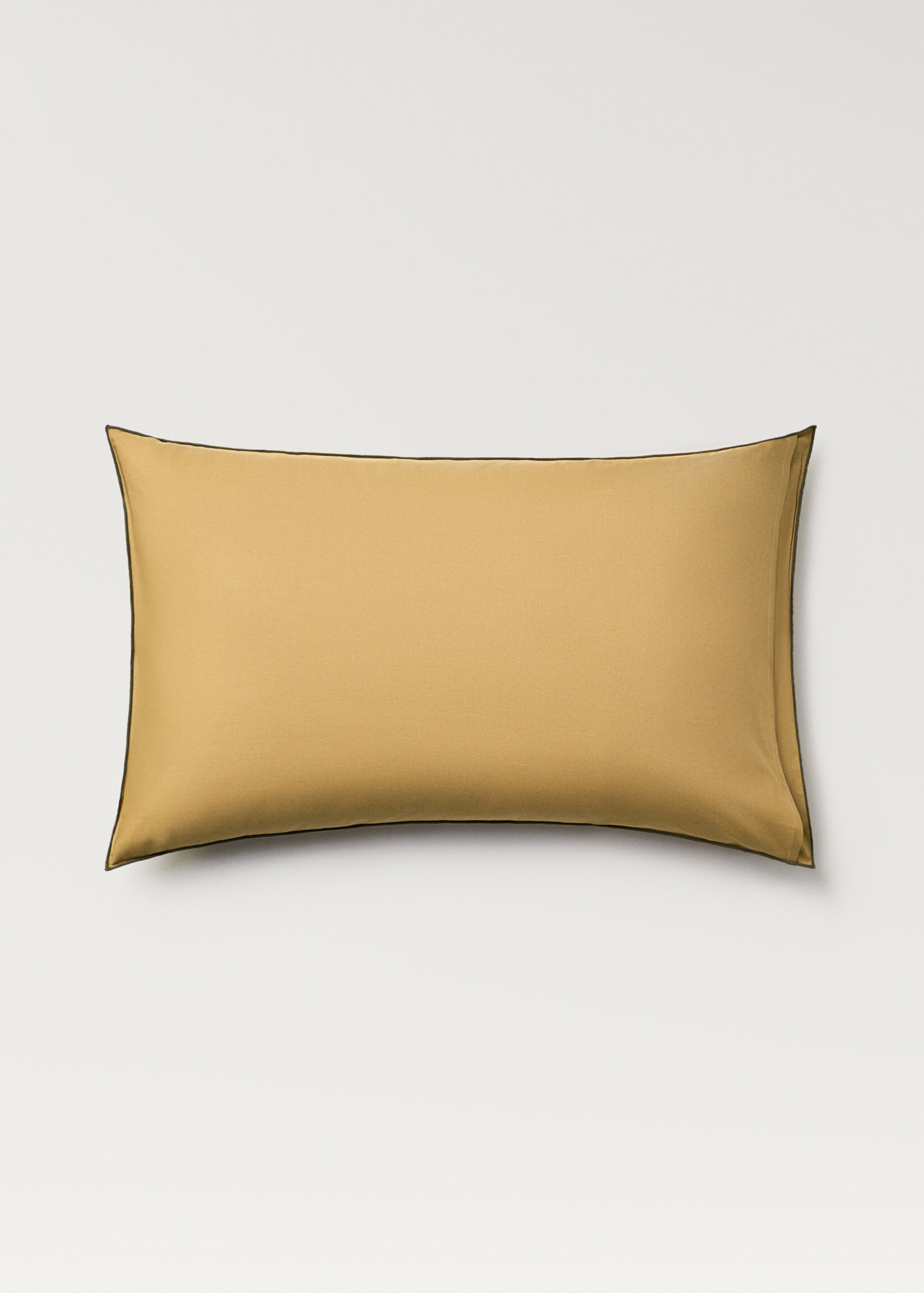 Two cotton percale reversible pillowcases 50x75 cm - Details of the article 1, Caramel. Ref: 87012956-00.