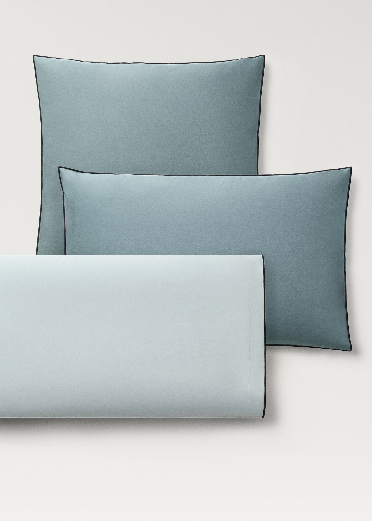 Two cotton percale reversible pillowcases 60x60 cm - Details of the article 5