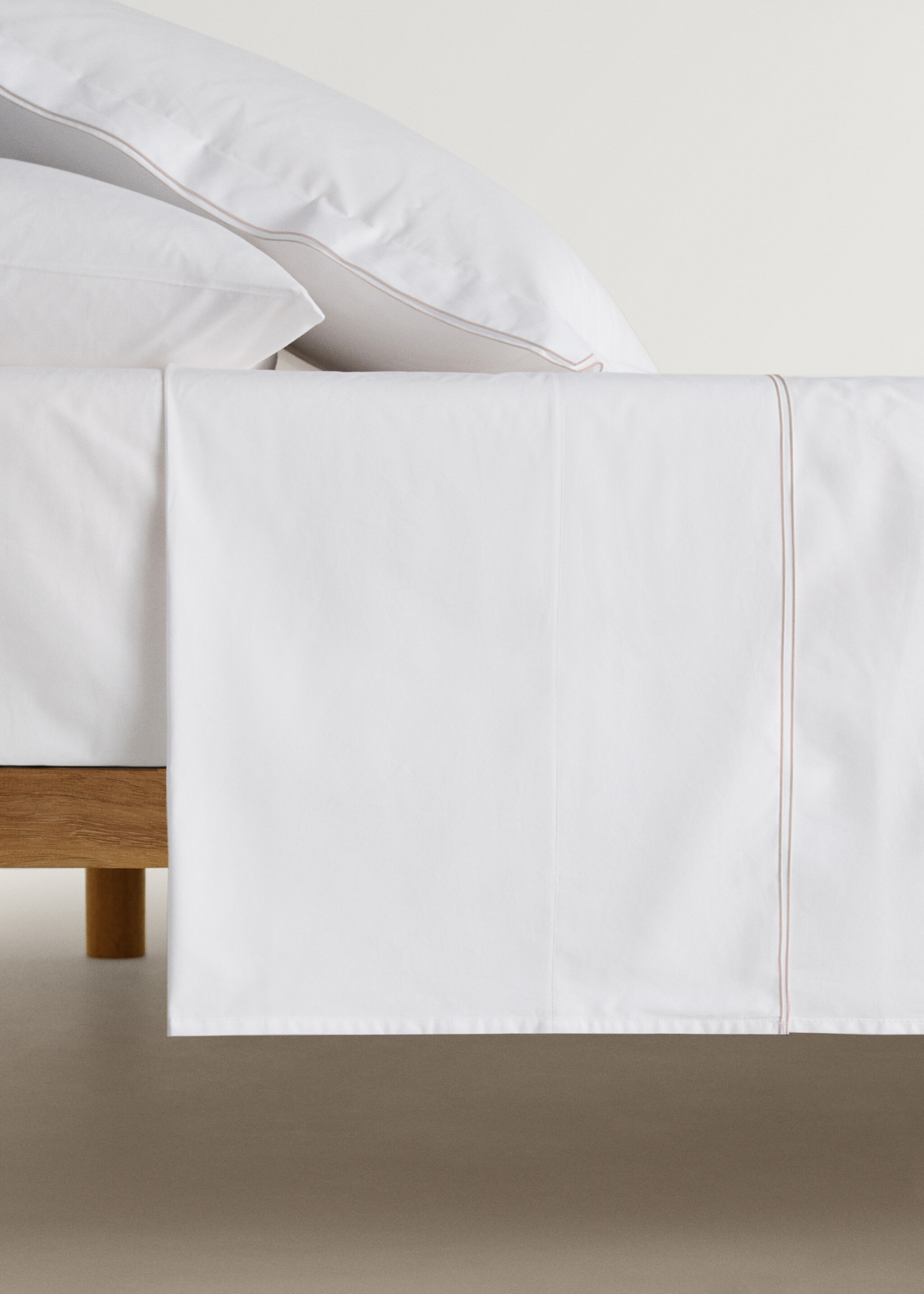 Cotton percale top sheet with double overlock for 150/160 cm bed - Article without model, Medium Brown. Ref: 87012978-00.