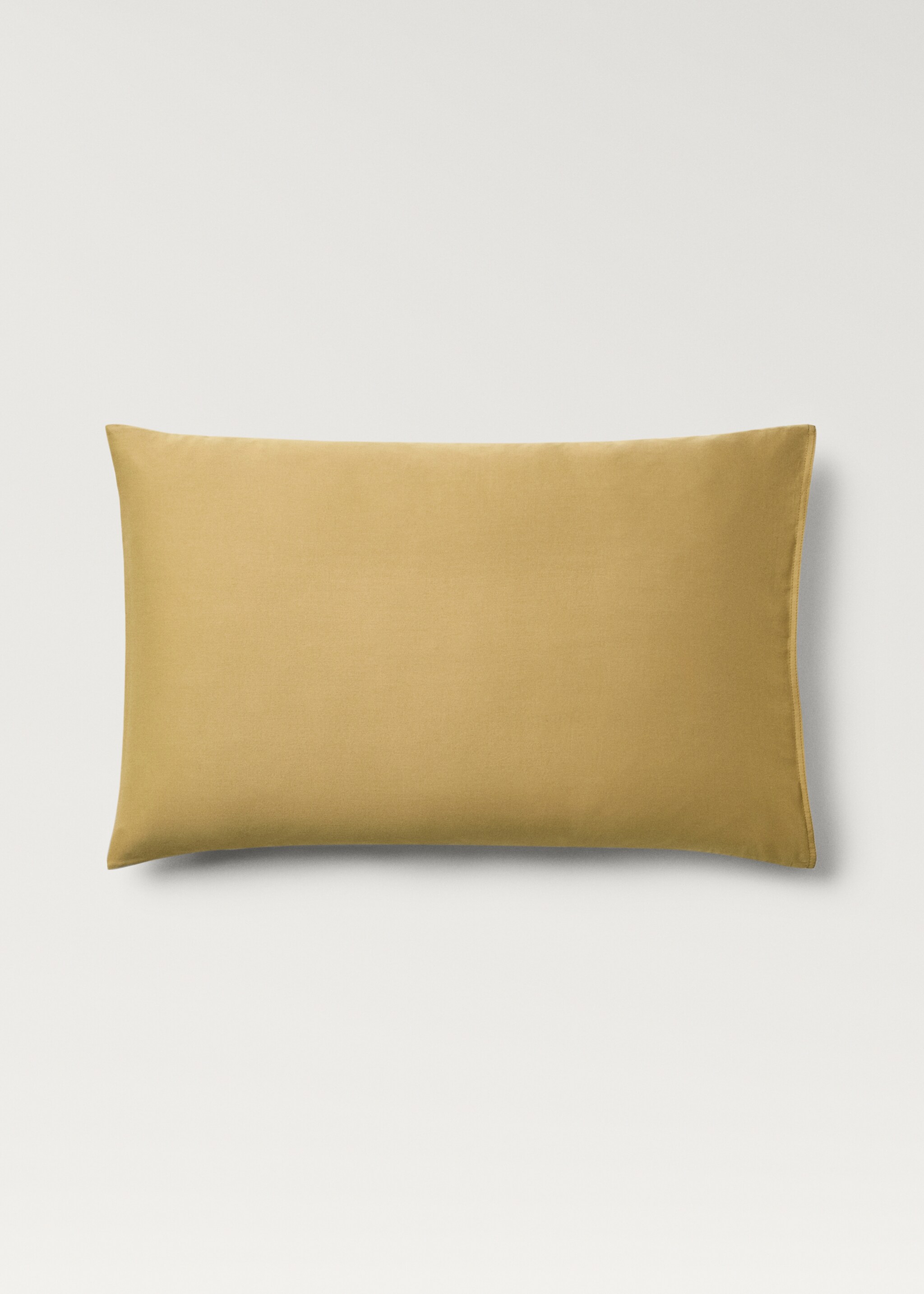 Deux taies d’oreiller en coton et satin lavé double surpiqûre 50x75 cm - Article sans modèle, Ocre. Ref: 87013027-00.