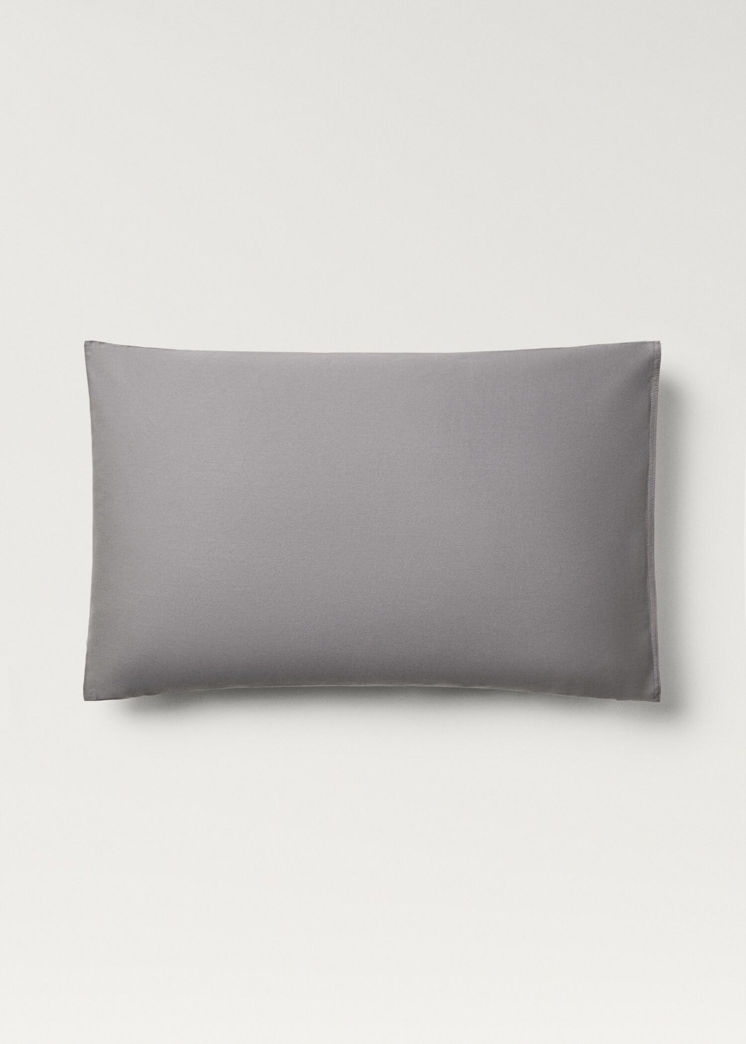 Two washed satin cotton pillowcases with double stitching 50x75 cm - Article without model