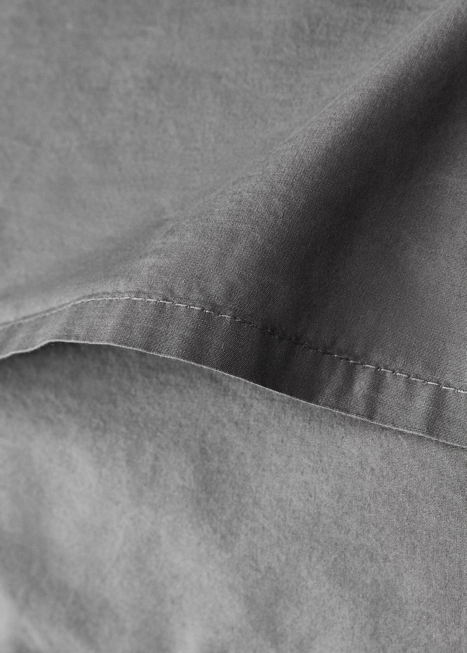 Two cotton poplin double-stitched pillowcases 50x75 cm - Details of the article 1