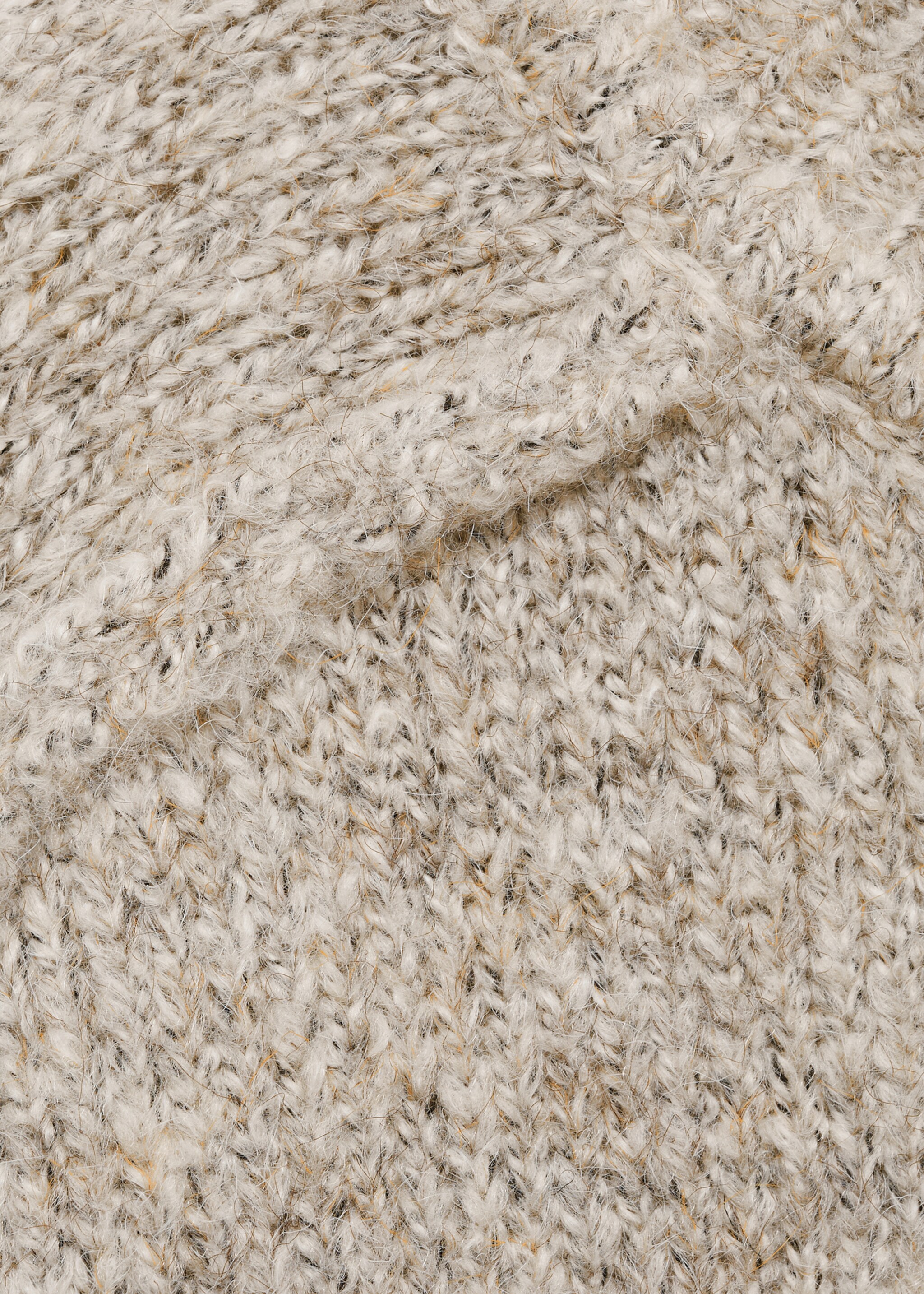 Knitted sweater with perkins neck - Details of the article 8, Sand. Ref: 87013277-00.