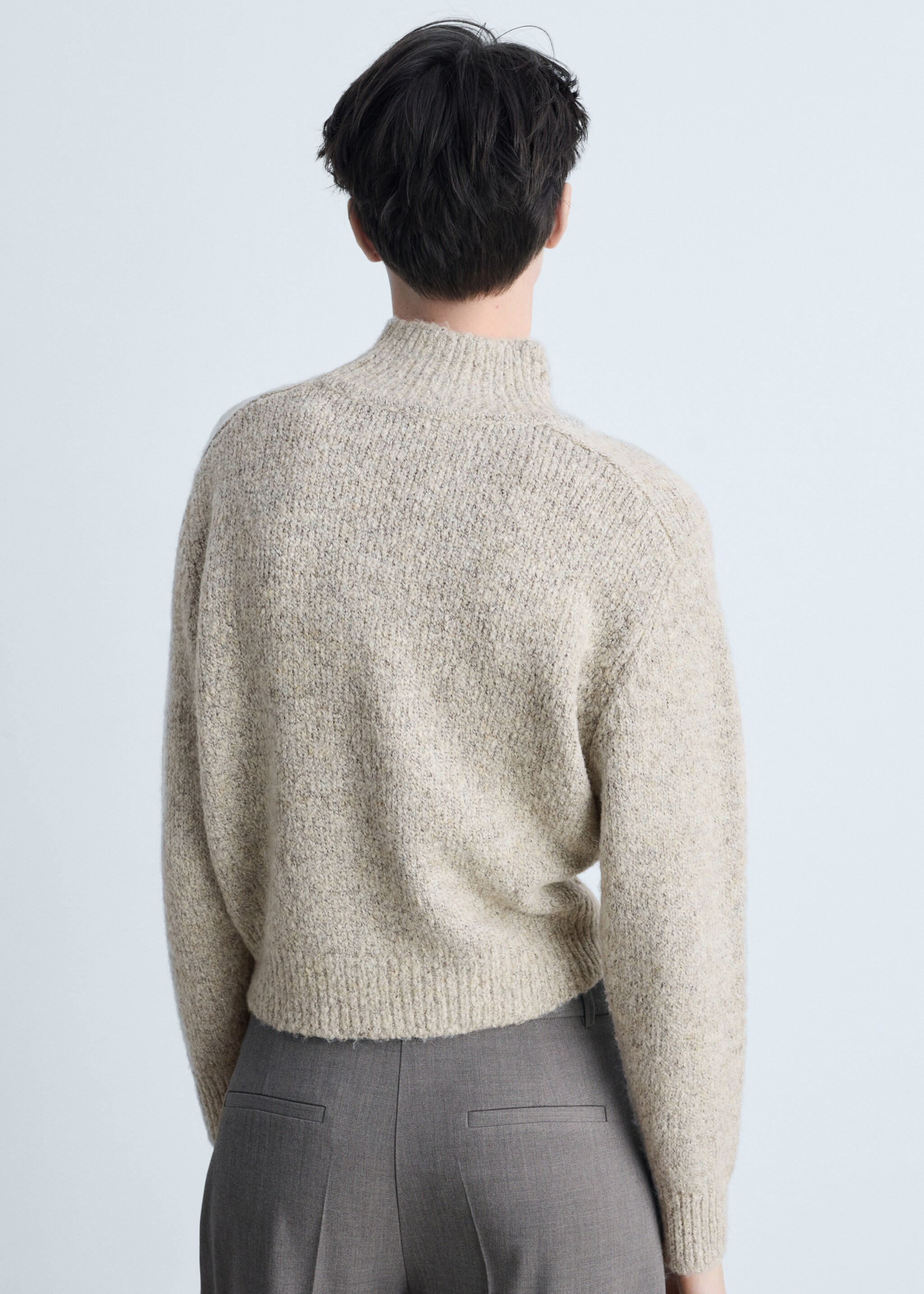 Knitted sweater with perkins neck - Reverse of the article, Sand. Ref: 87013277-00.