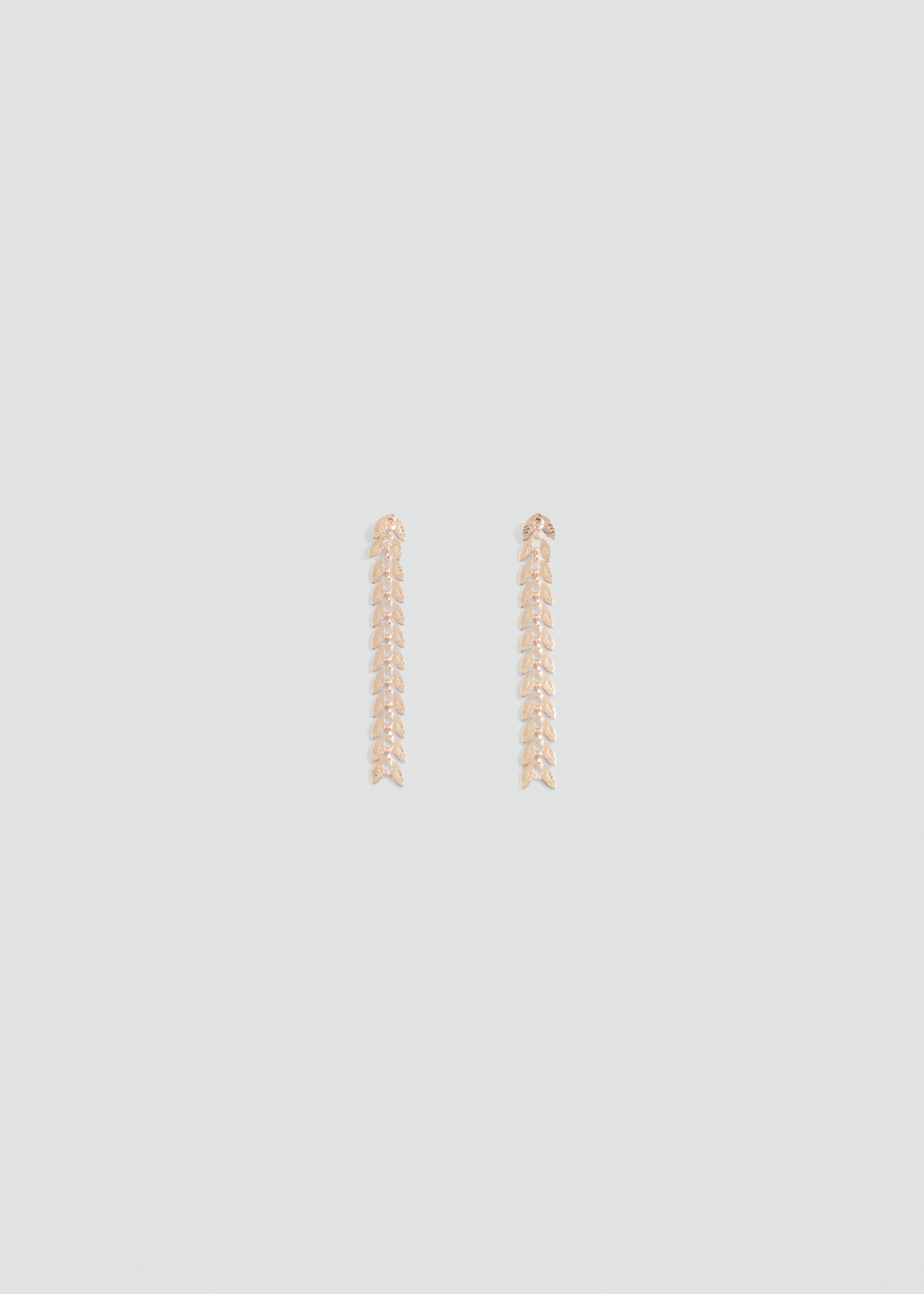 Boucles d'oreilles longues en forme de chevron - Article sans modèle, Or. Ref: 87013300-00.
