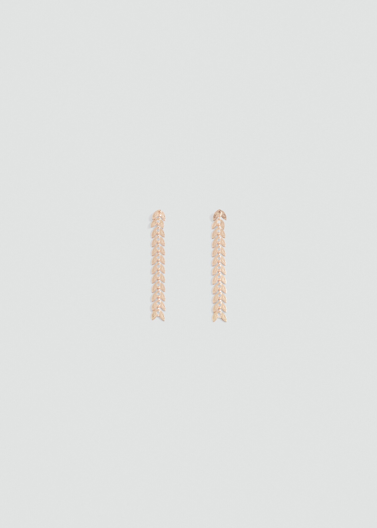 Long spike-shaped earrings - Article without model