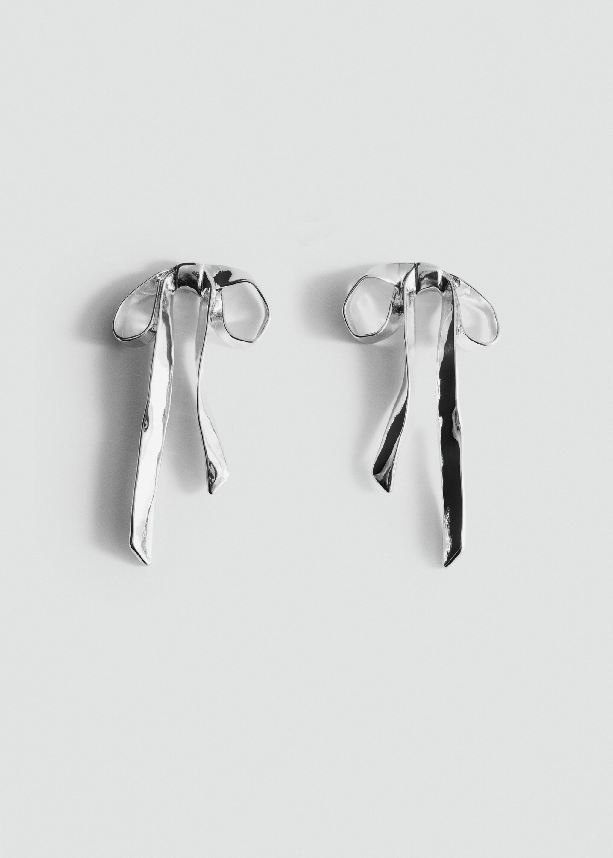 Rigid bow earrings - Article without model, Silver. Ref: 87013315-00.