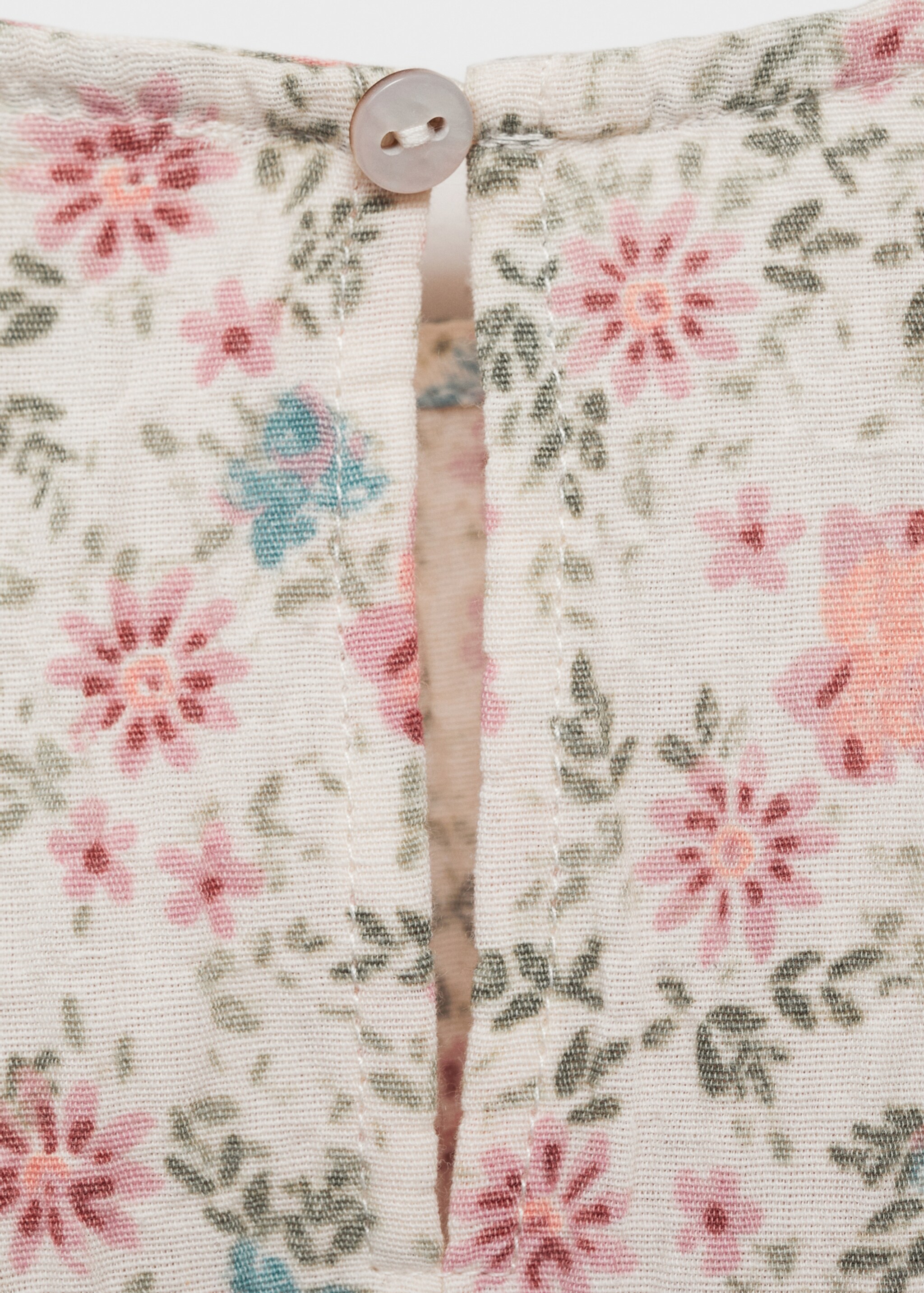 Blusa estampado flores - Pormenor do artigo 0, Cru. Ref: 87013648-00.