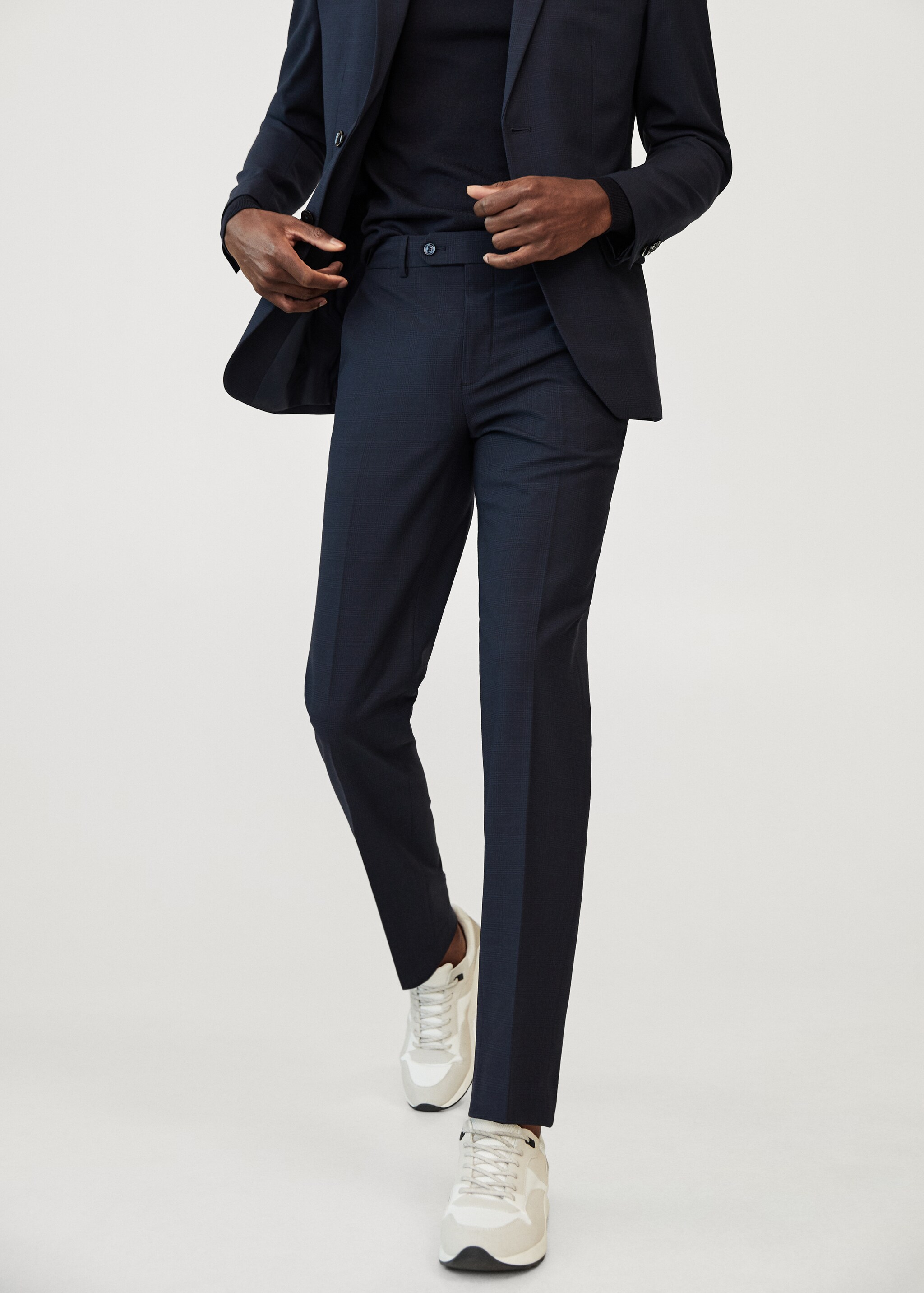 Lněné oblekové kalhoty slim fit - Náhled ve středové rovině