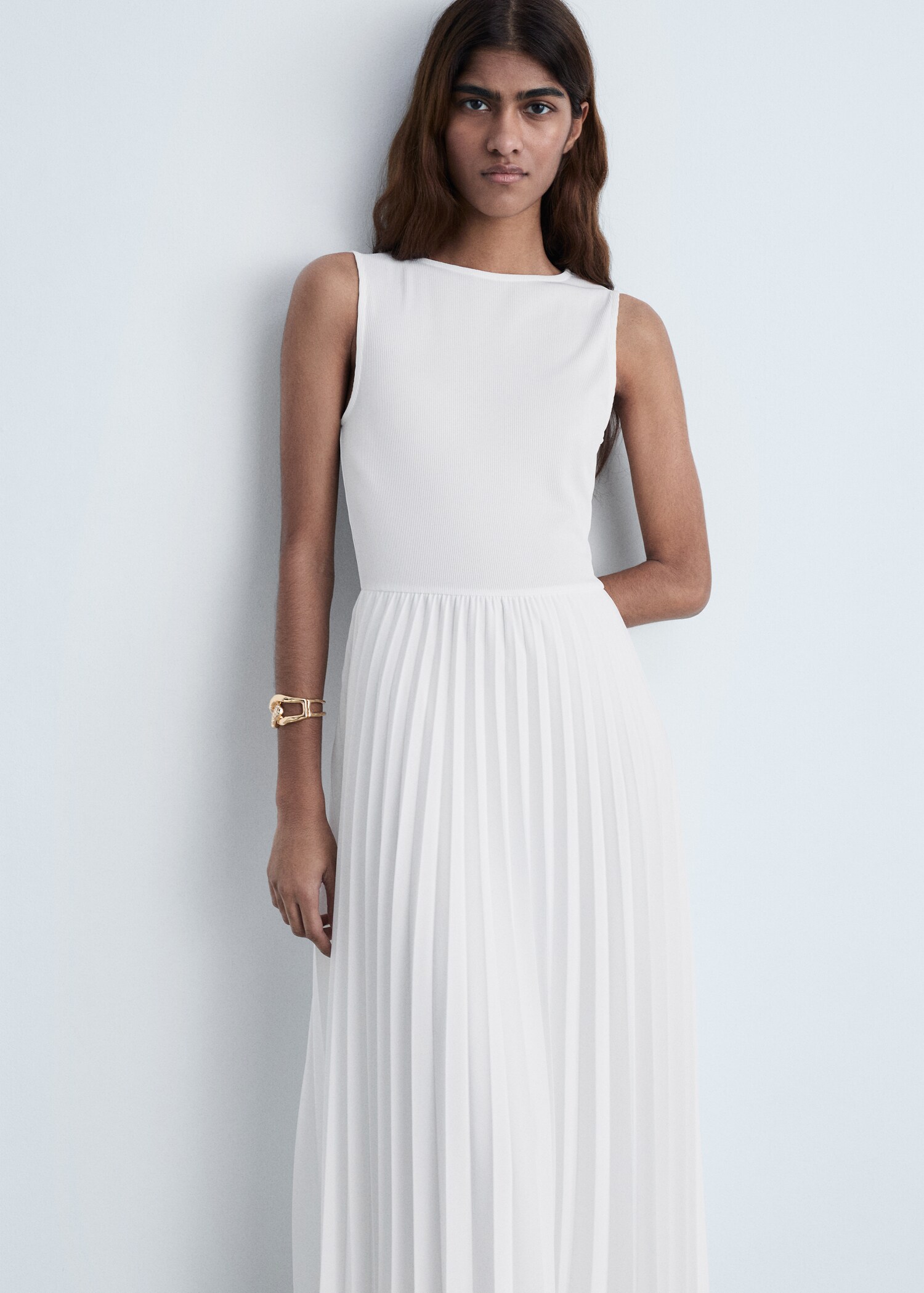 Pleated long dress - Medium plane