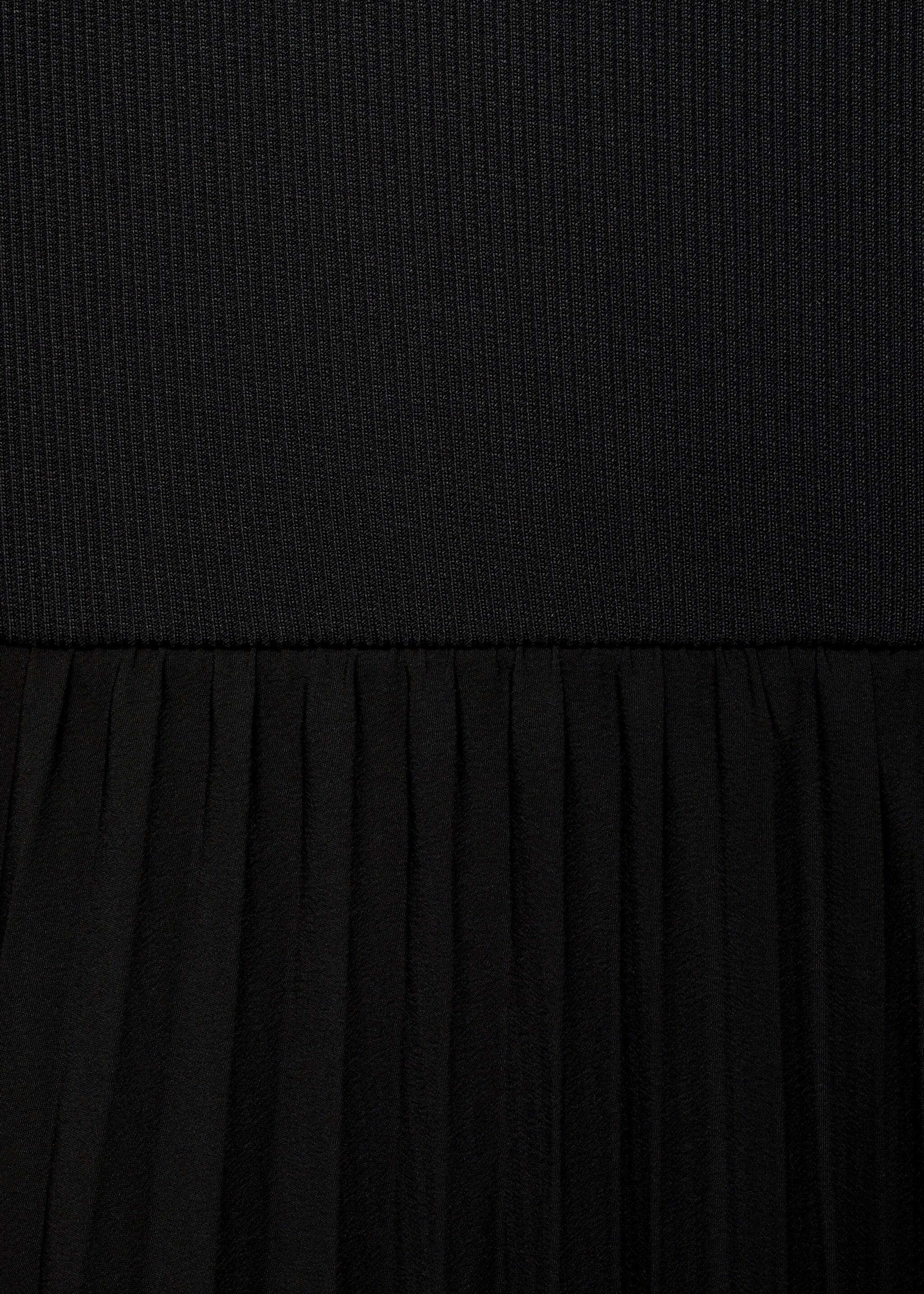 Pleated long dress - Details of the article 8, Black. Ref: 87014067-00.