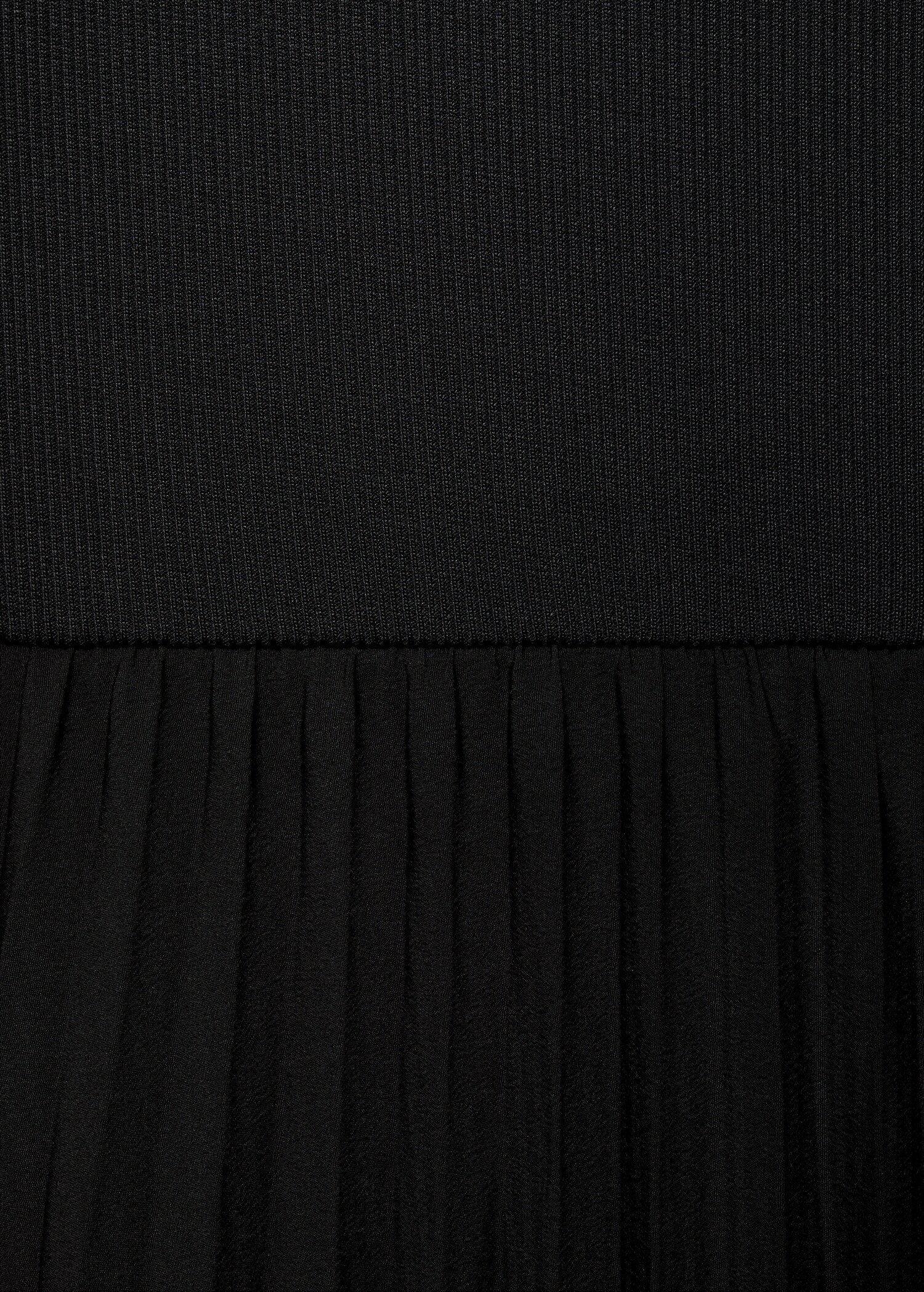 Pleated long dress - Details of the article 8